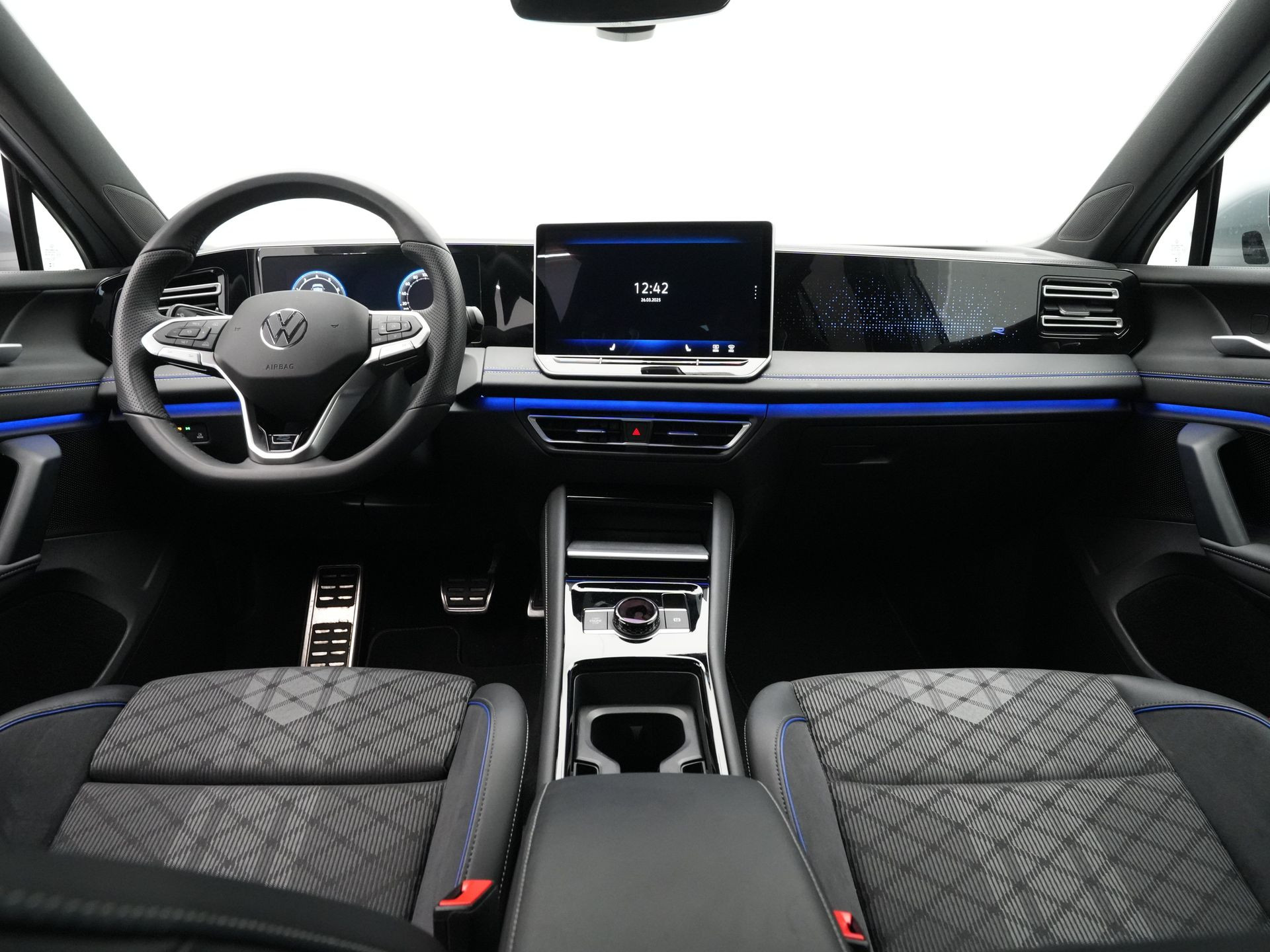 Volkswagen - Tiguan 1.5 eTSI R-Line Business - 2024
