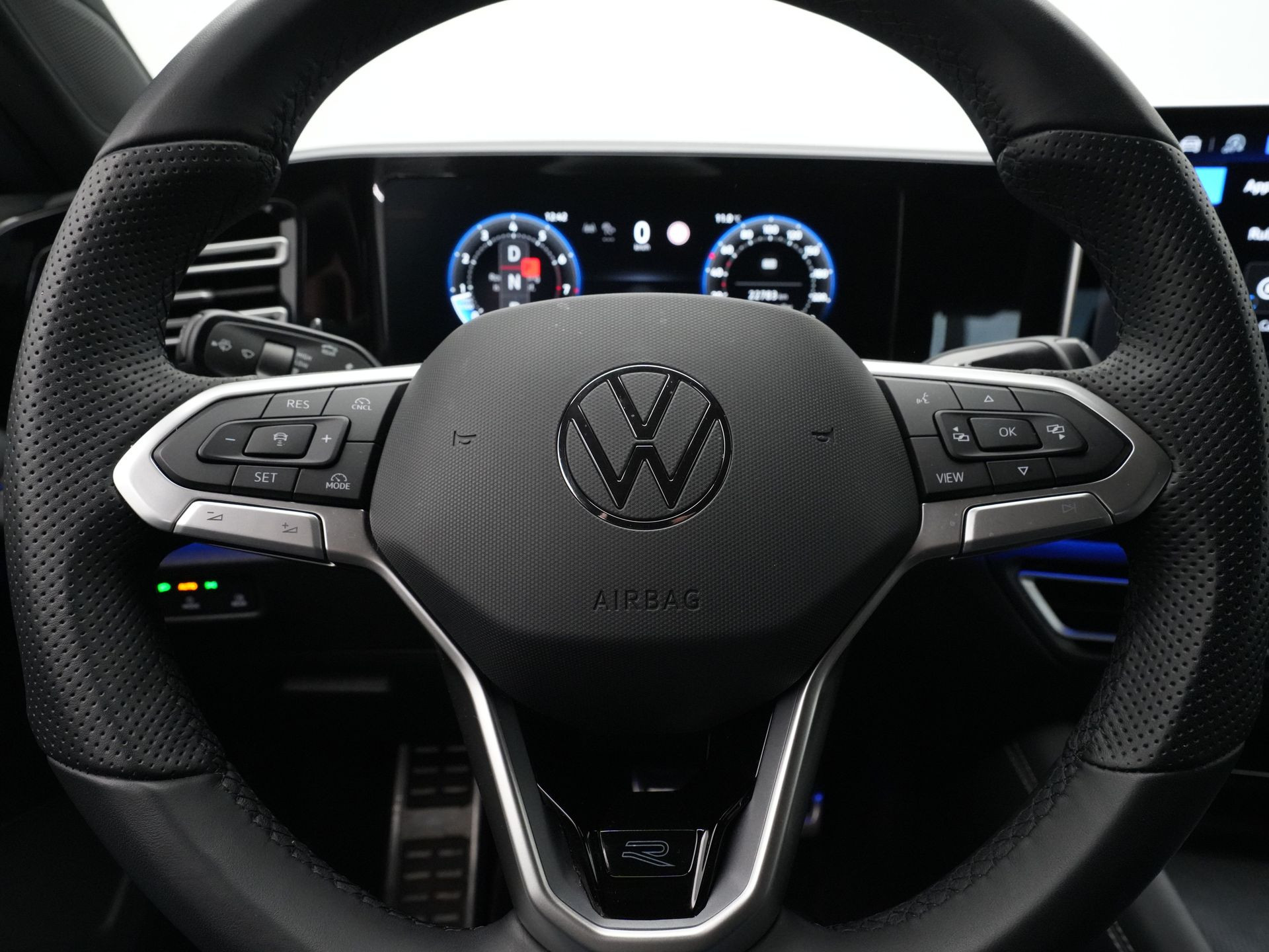 Volkswagen - Tiguan 1.5 eTSI R-Line Business - 2024