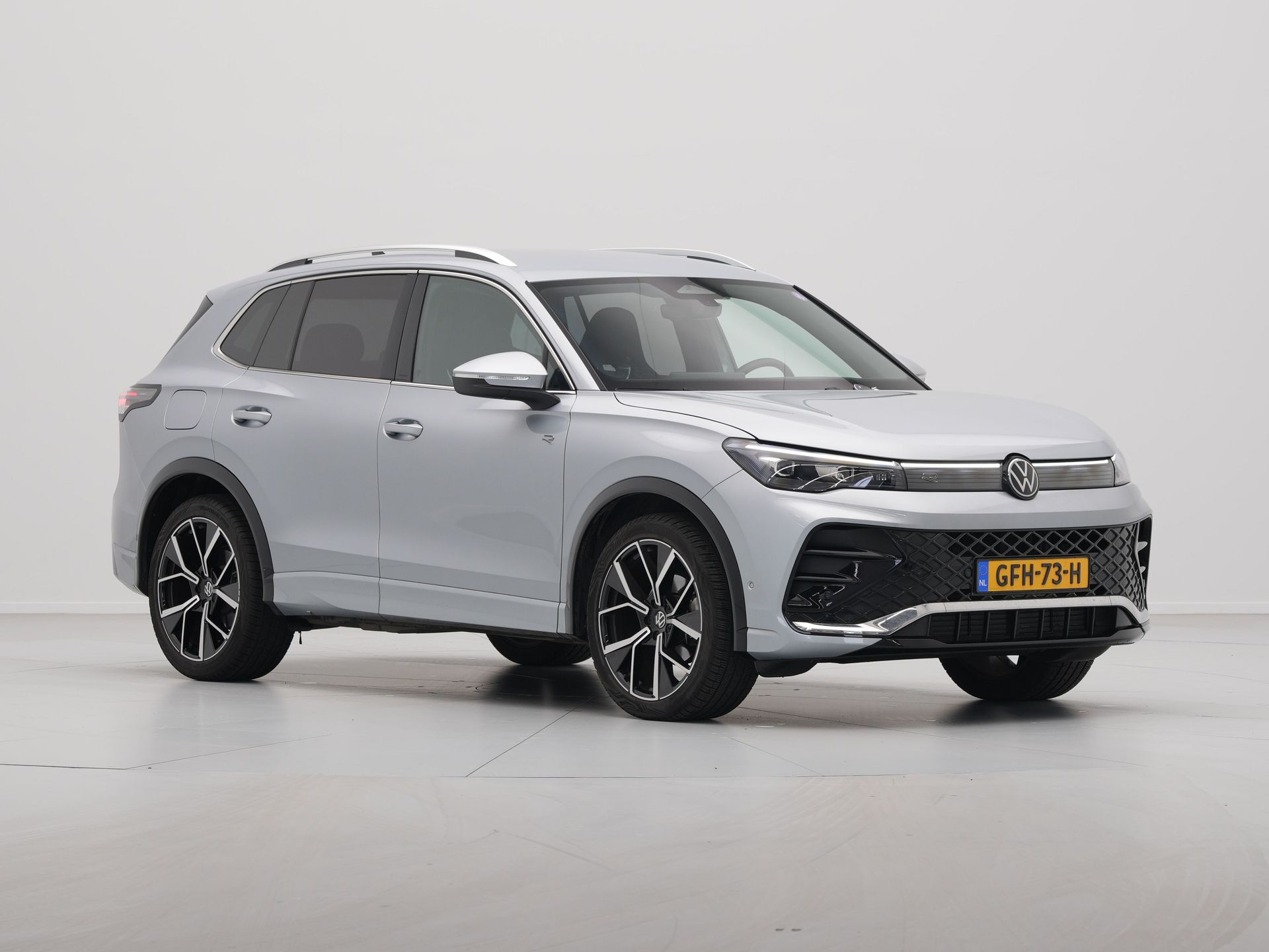 Volkswagen - Tiguan 1.5 eTSI R-Line Business - 2024