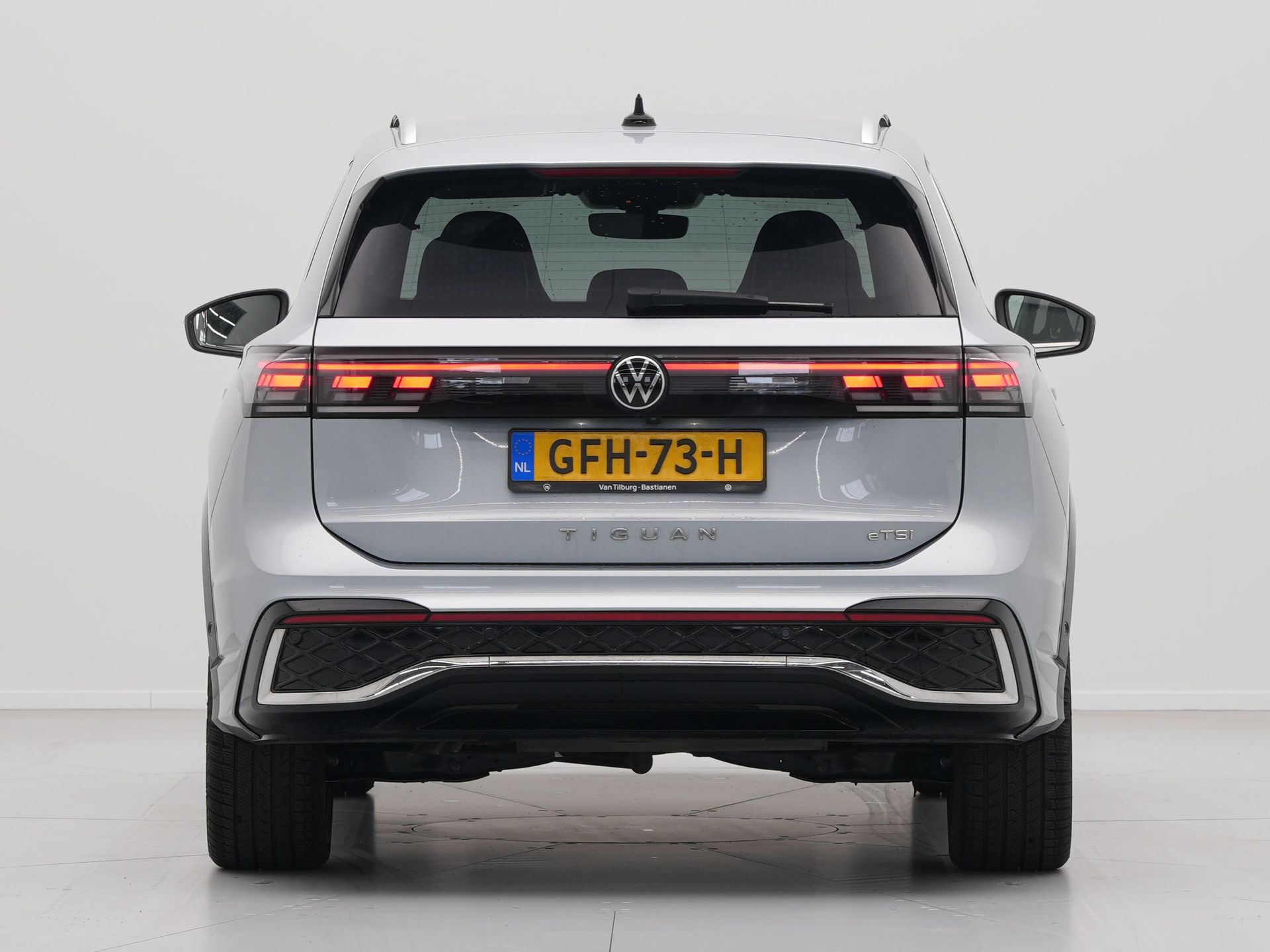 Volkswagen - Tiguan 1.5 eTSI R-Line Business - 2024