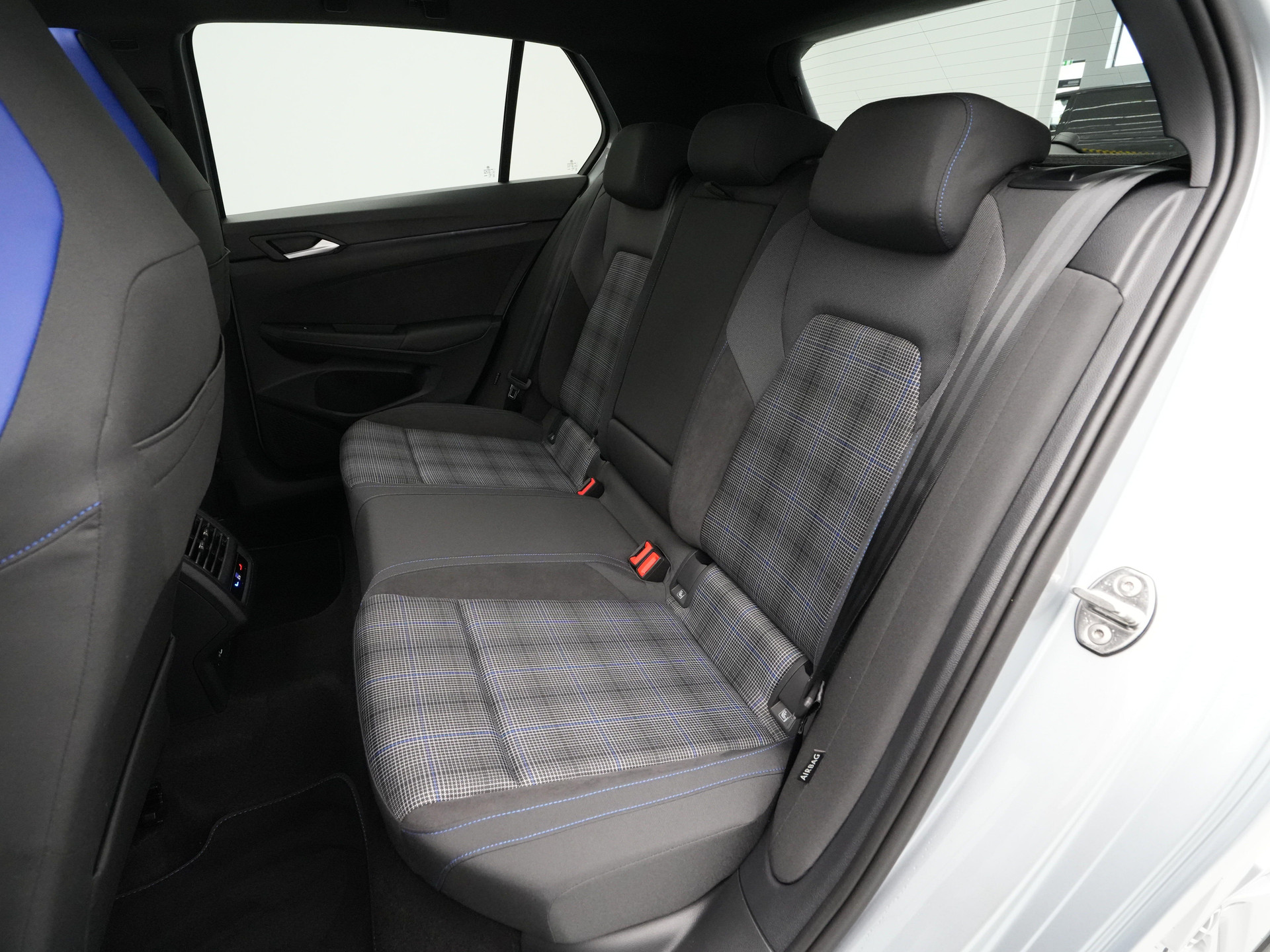 Volkswagen - Golf 1.5 eHybrid 272 6DSG GTE - 2025
