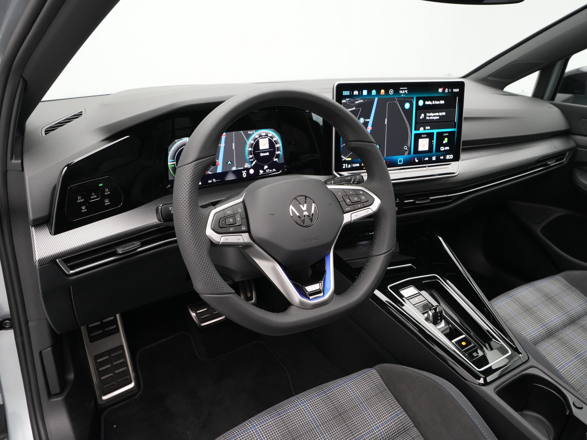 Volkswagen - Golf 1.5 eHybrid 272 6DSG GTE - 2025