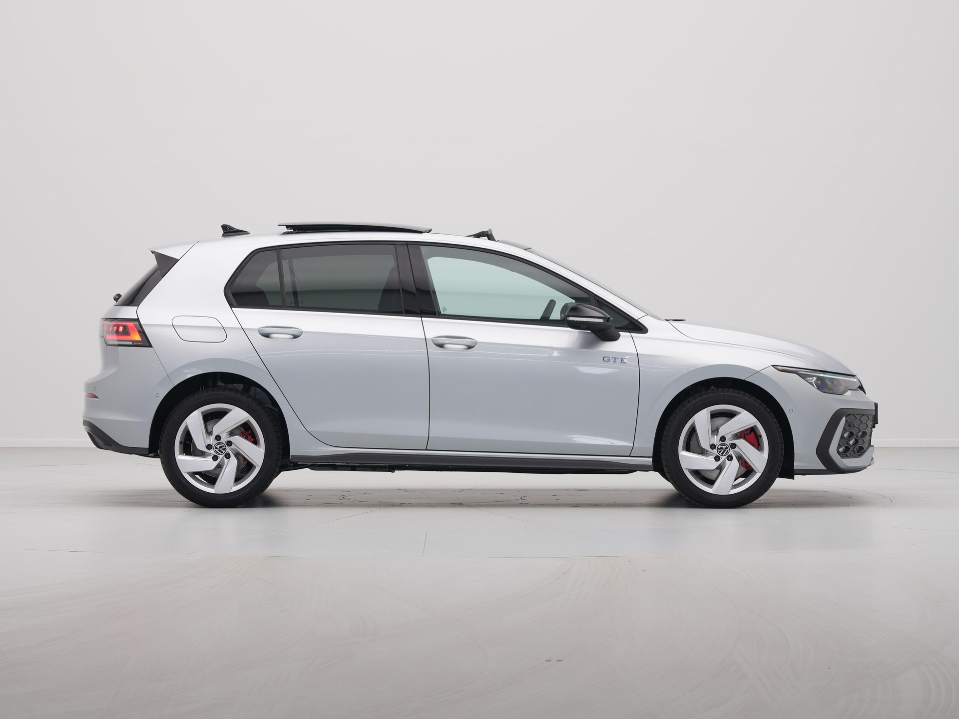 Volkswagen - Golf 1.5 eHybrid 272 6DSG GTE - 2025
