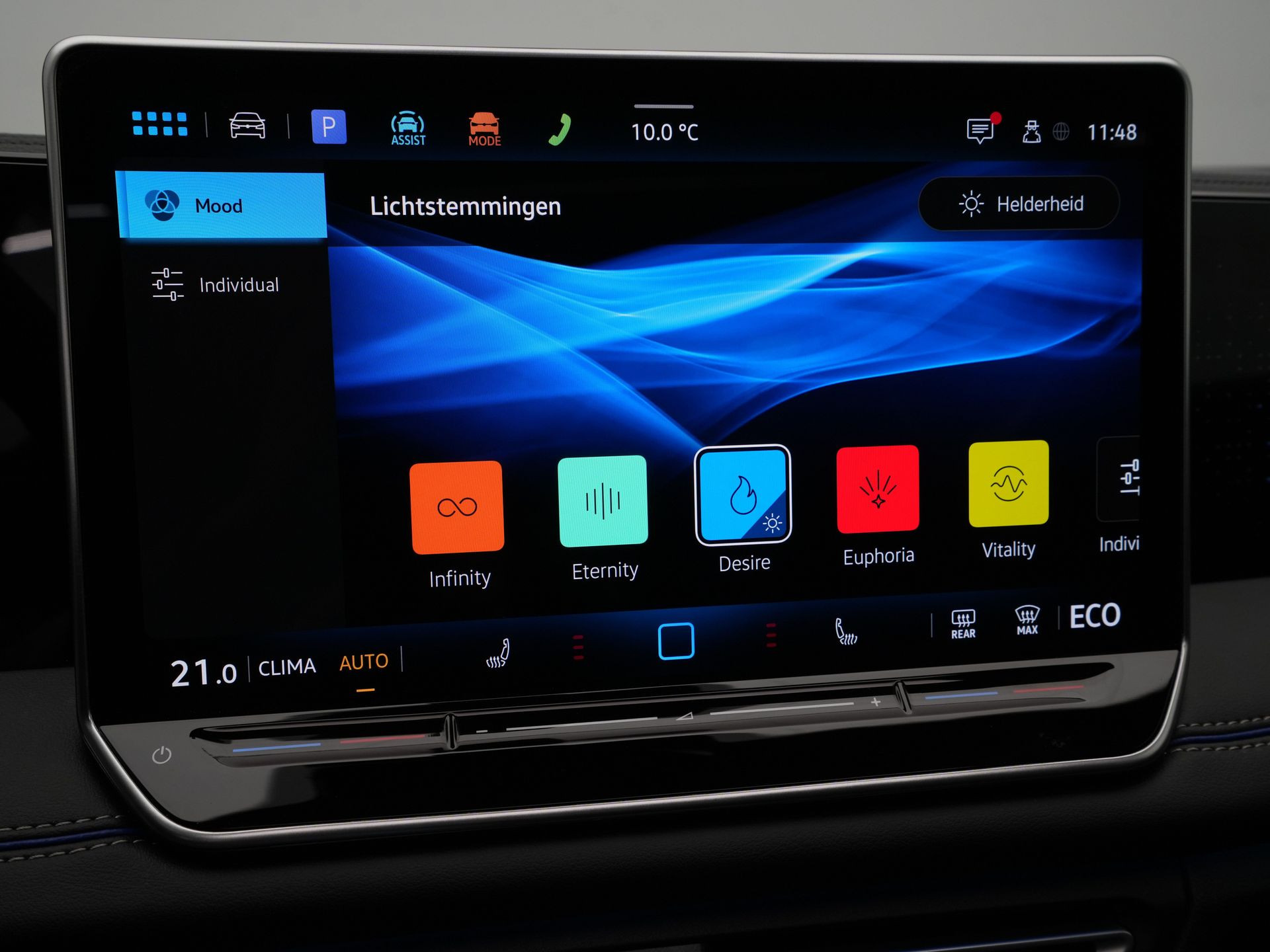 Volkswagen - Tiguan 1.5 eHybrid R-Line Edition - 2024
