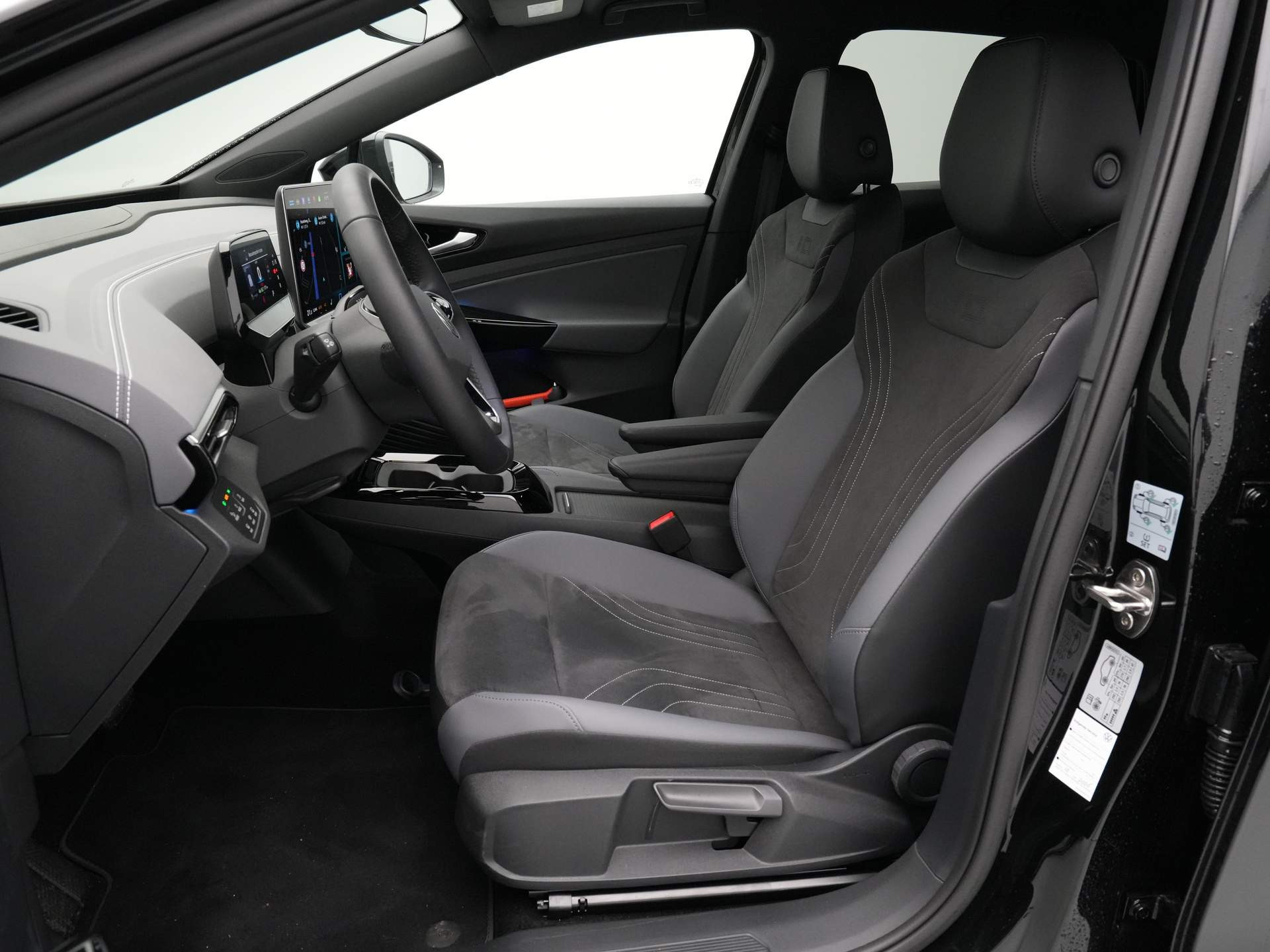 Volkswagen - ID.5 Pro Business 77 kWh - 2024