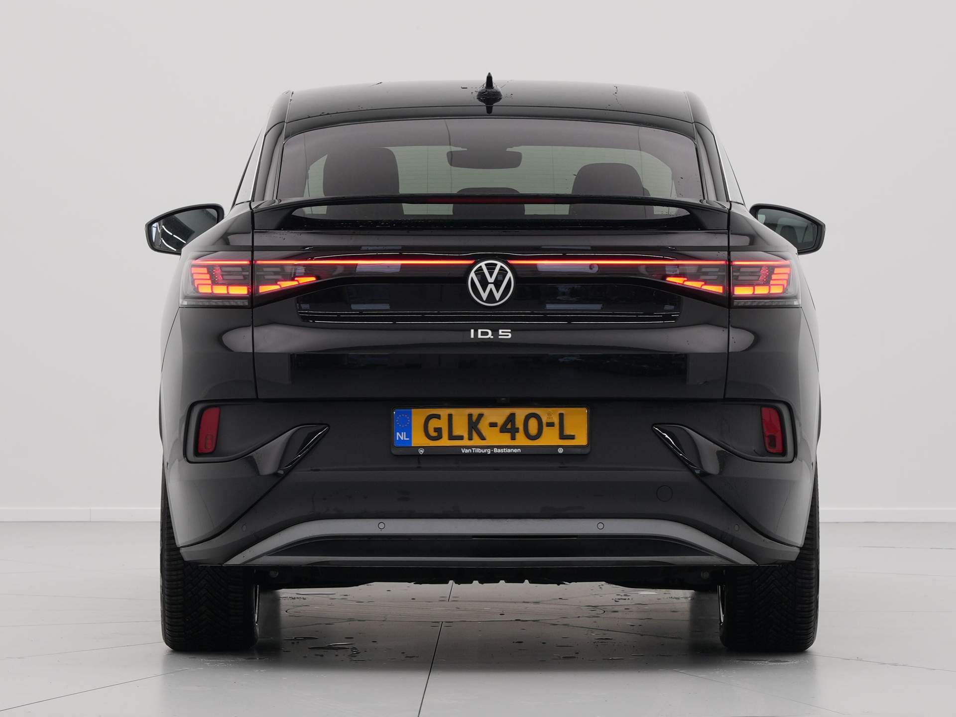 Volkswagen - ID.5 Pro Business 77 kWh - 2024
