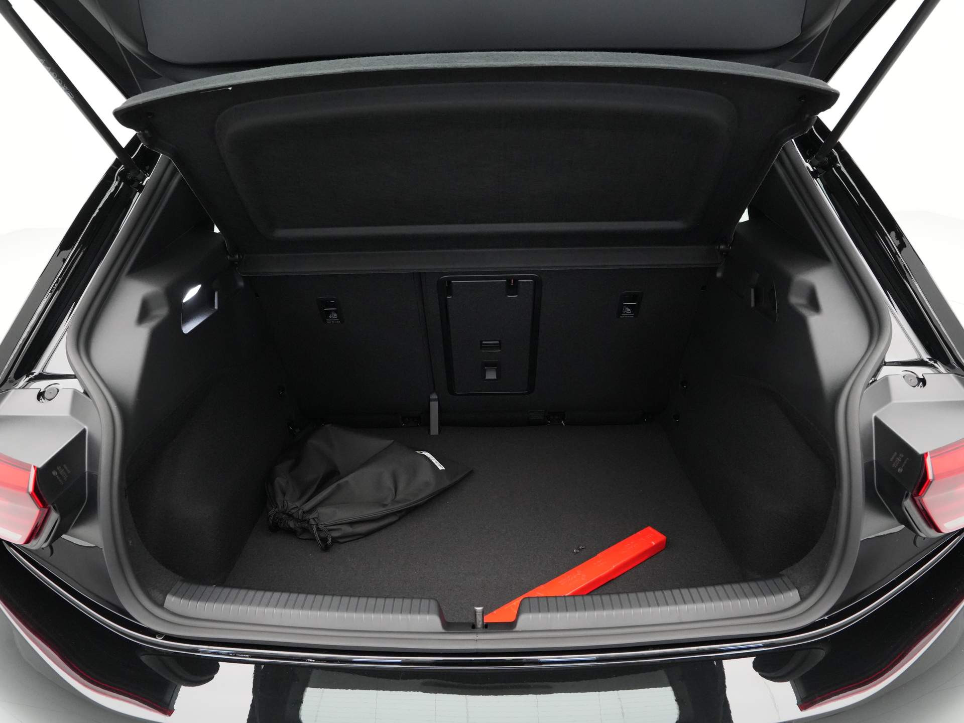 Volkswagen - ID.3 Pure Oranje Edition 52 kWh - 2024