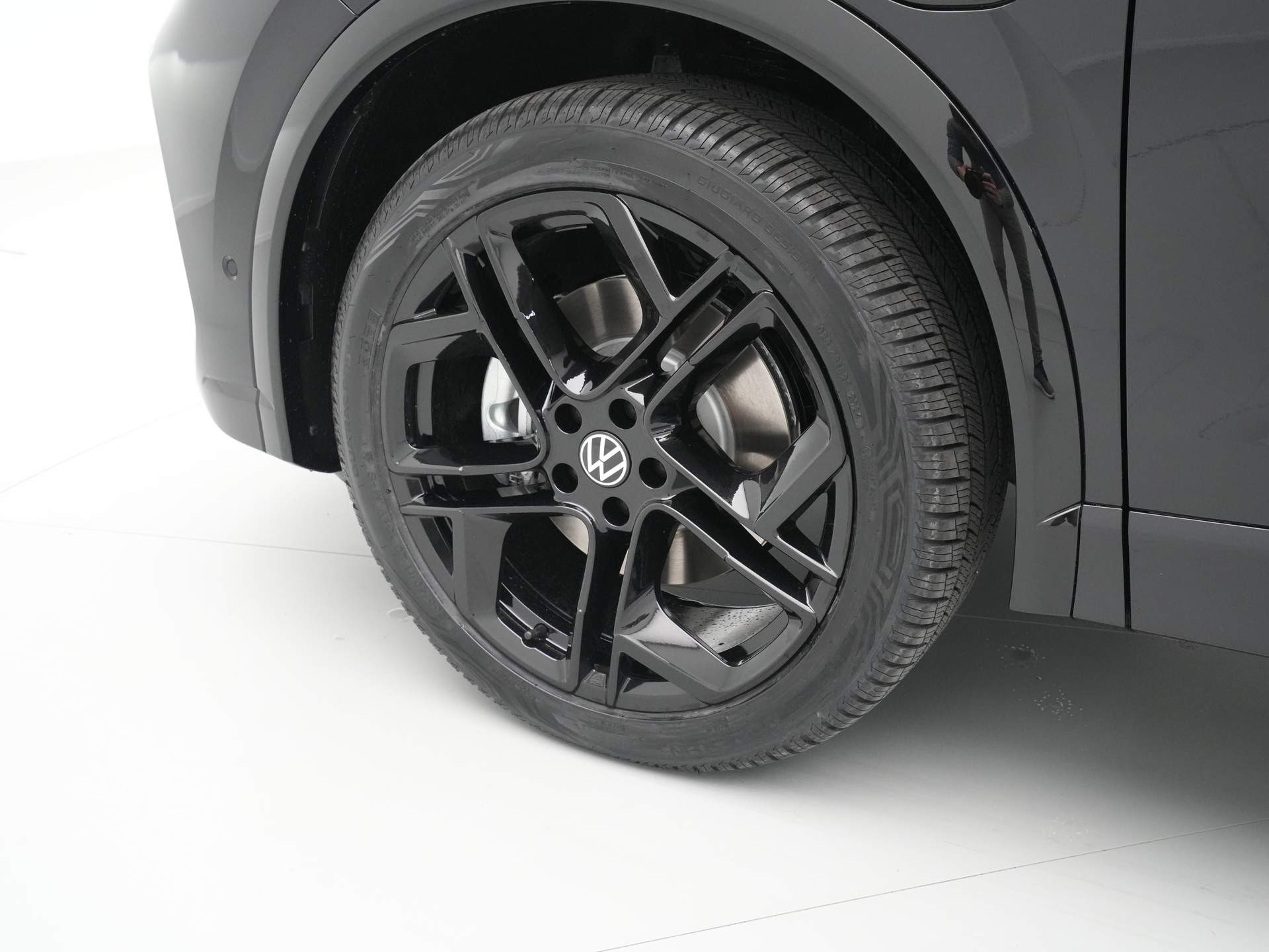 Volkswagen - Tiguan 1.5 eHybrid 204pk R-Line Edition - 2024