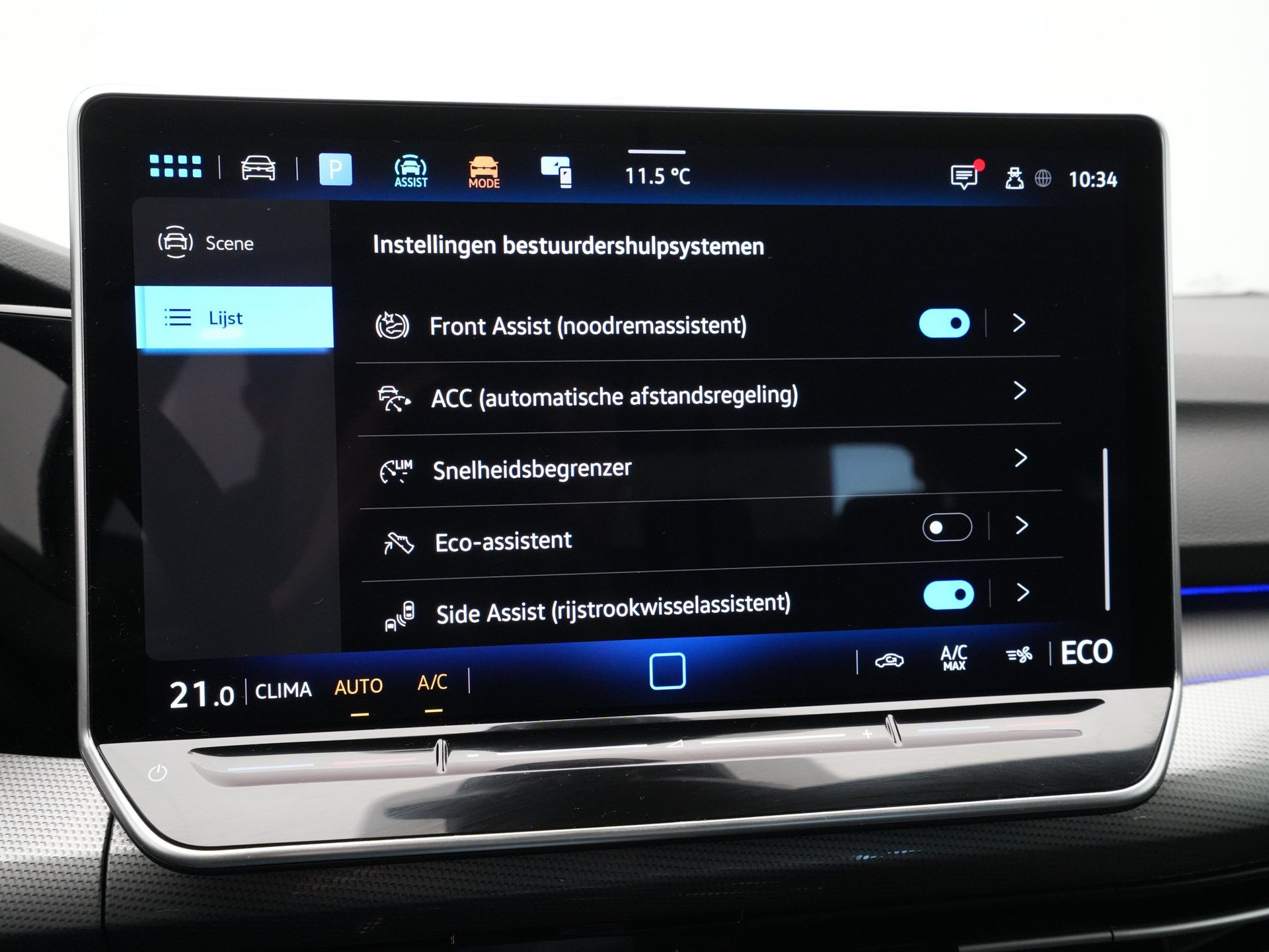 Volkswagen - Golf 1.5 eHybrid 50 Edition - 2024