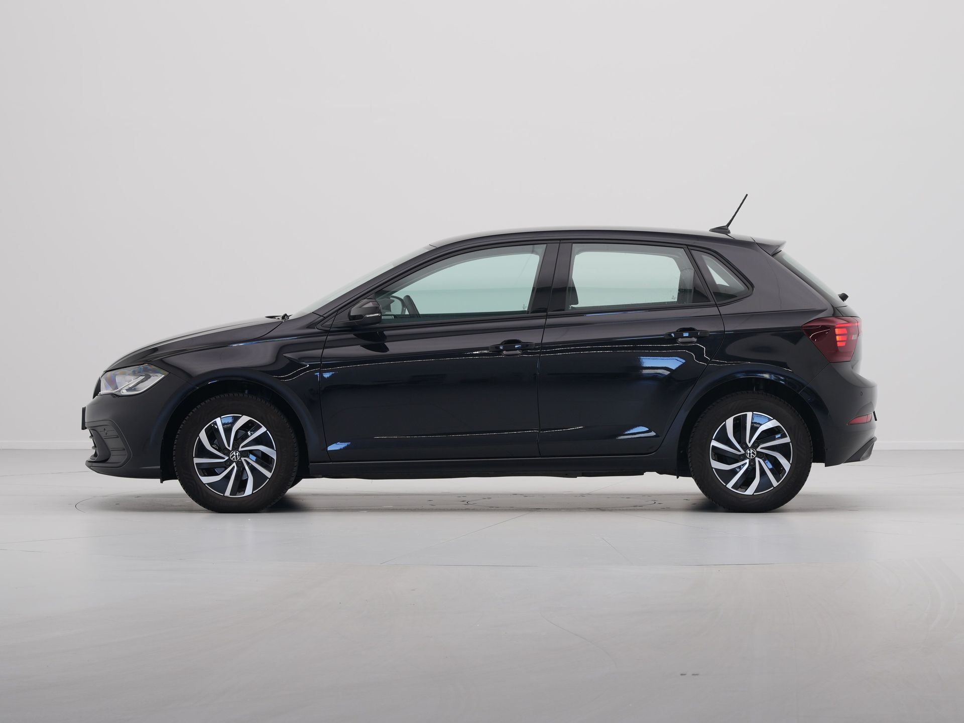 Volkswagen - Polo 1.0 TSI 95pk DSG Life - 2024