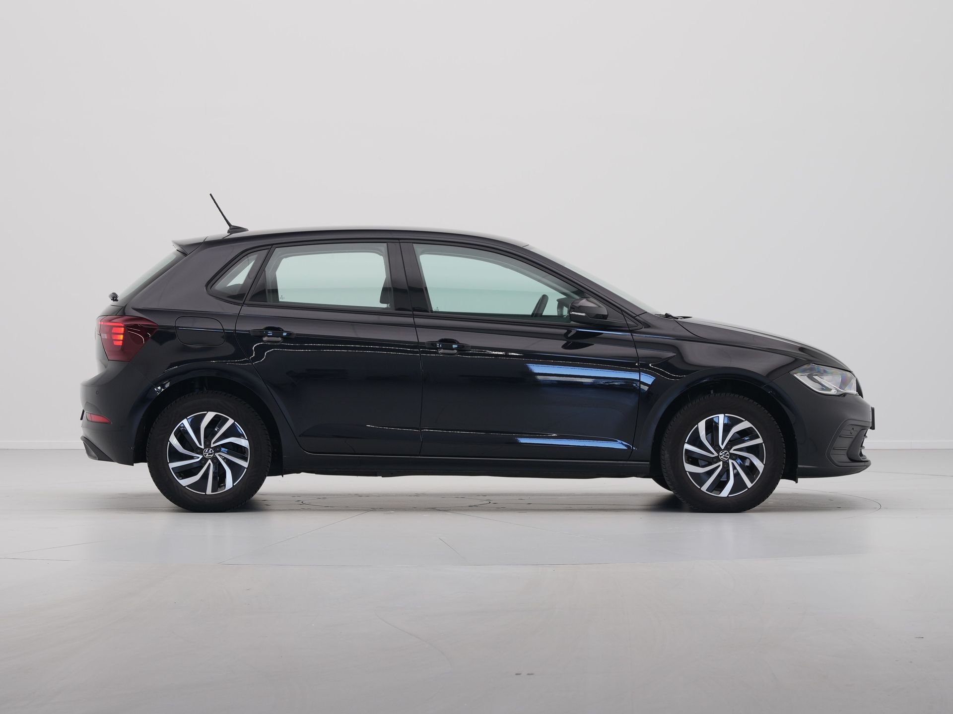 Volkswagen - Polo 1.0 TSI 95pk DSG Life - 2024