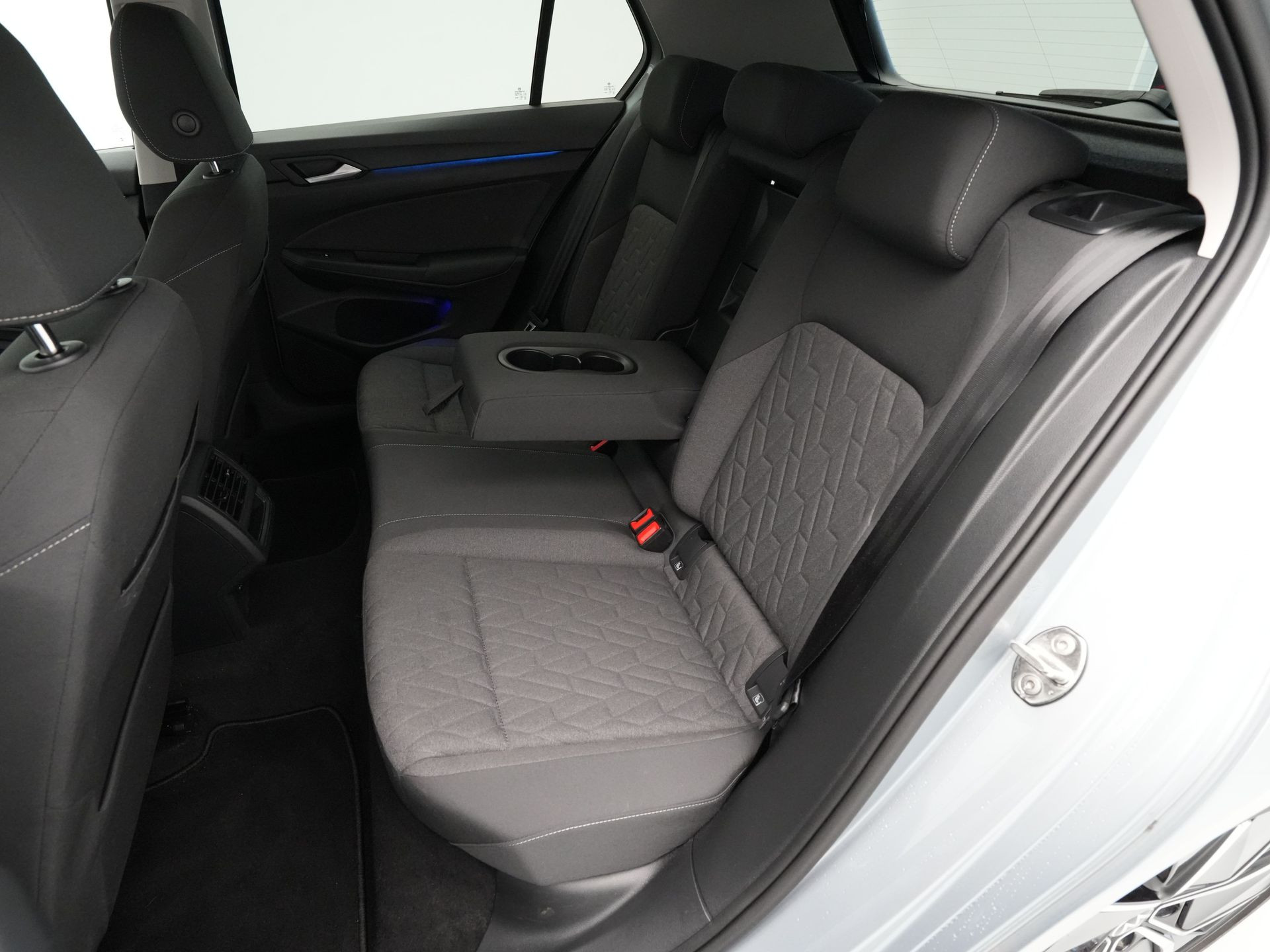Volkswagen - Golf 1.5 eTSI 150pk DSG Oranje Edition - 2024