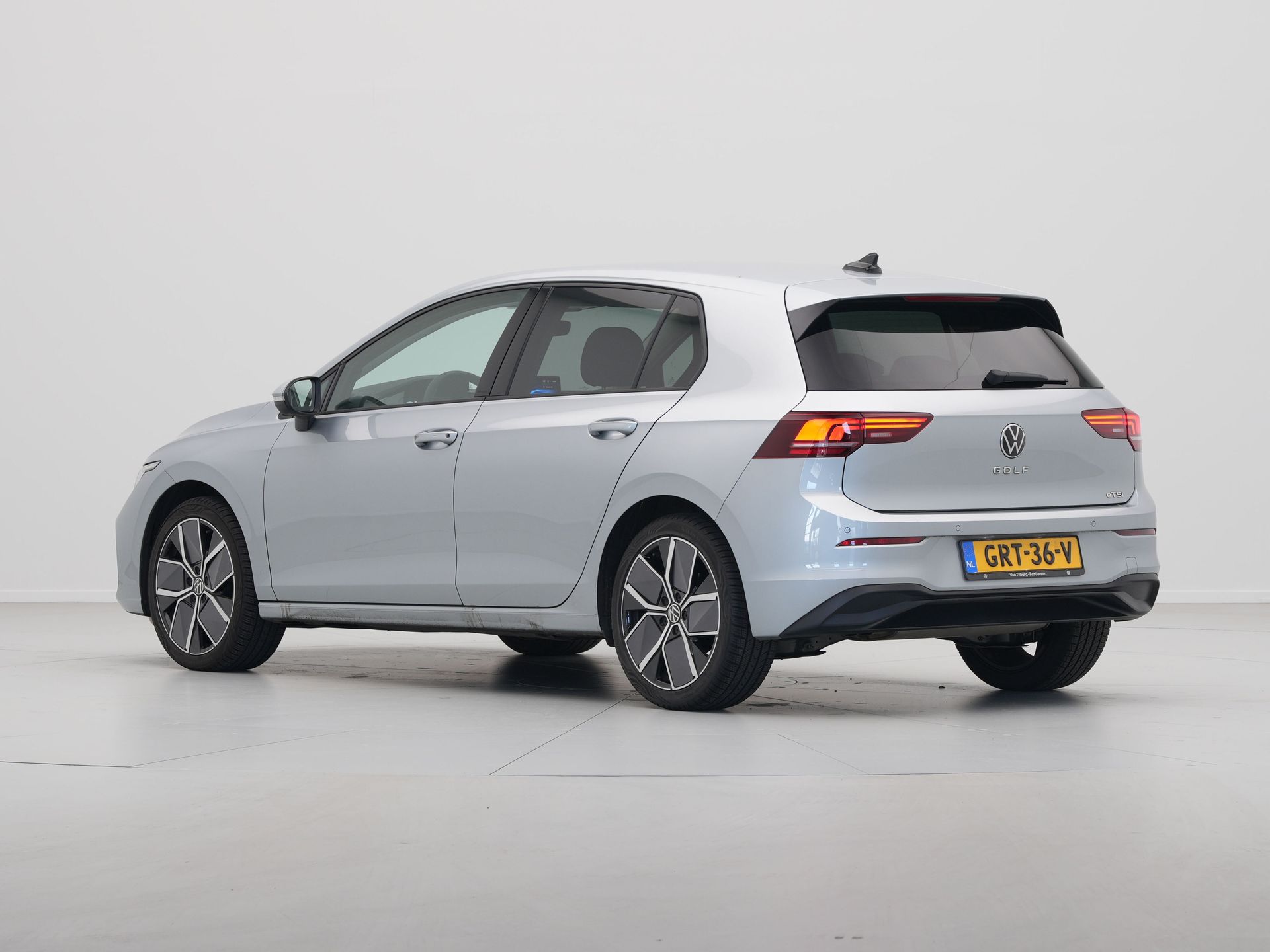 Volkswagen - Golf 1.5 eTSI 150pk DSG Oranje Edition - 2024