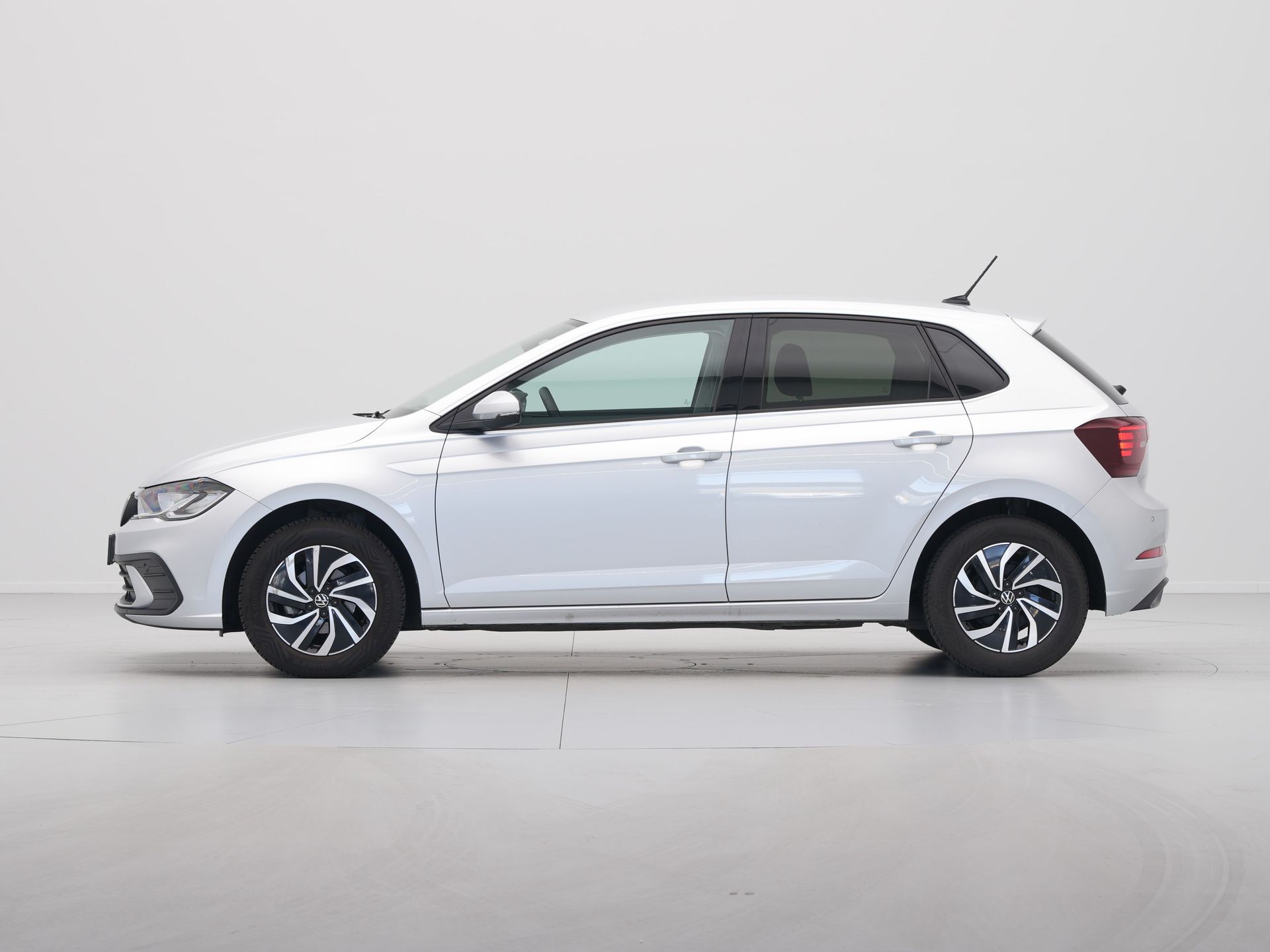 Volkswagen - Polo 1.0 TSI 95pk DSG Life Edition - 2024