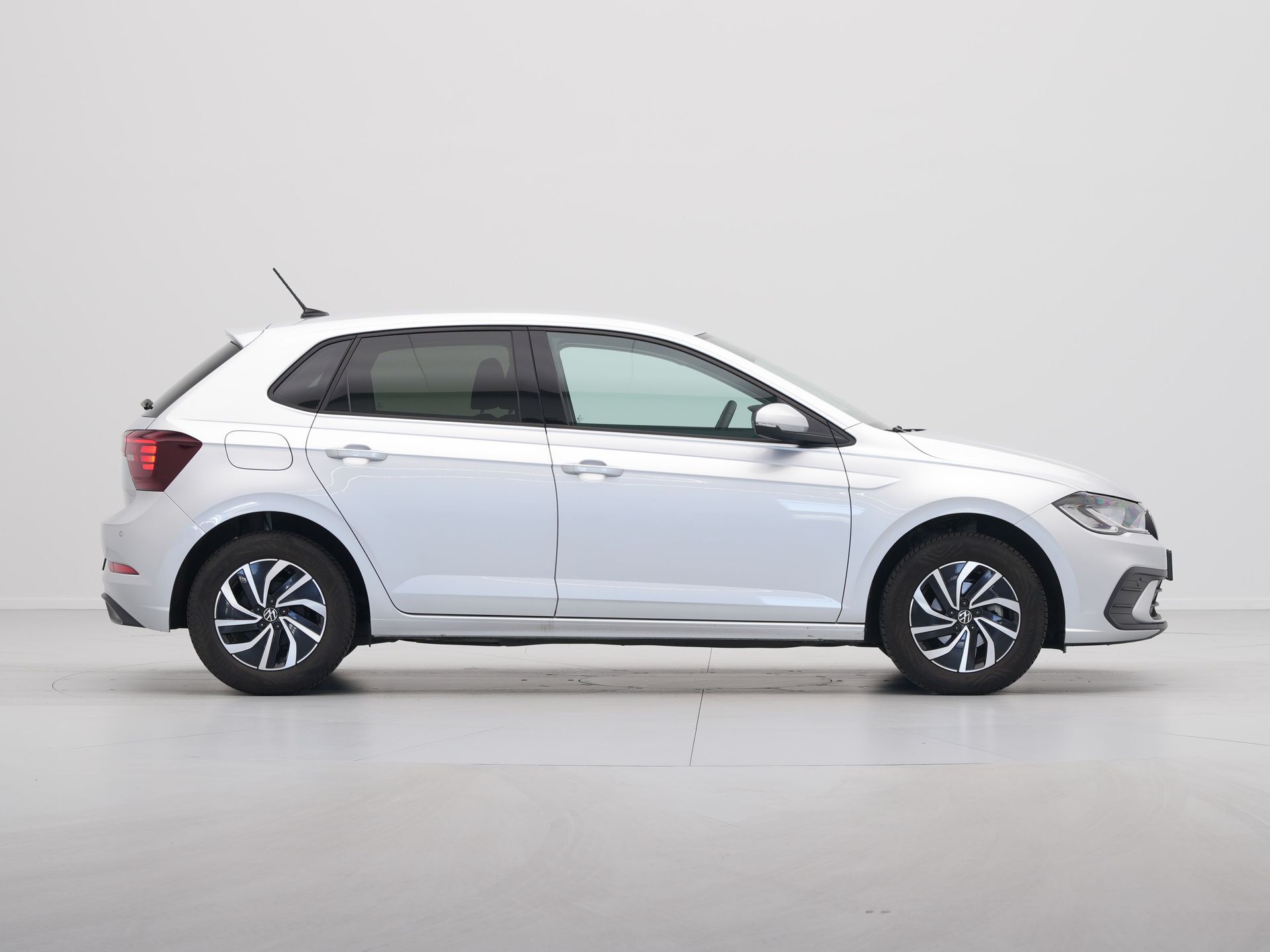 Volkswagen - Polo 1.0 TSI 95pk DSG Life Edition - 2024