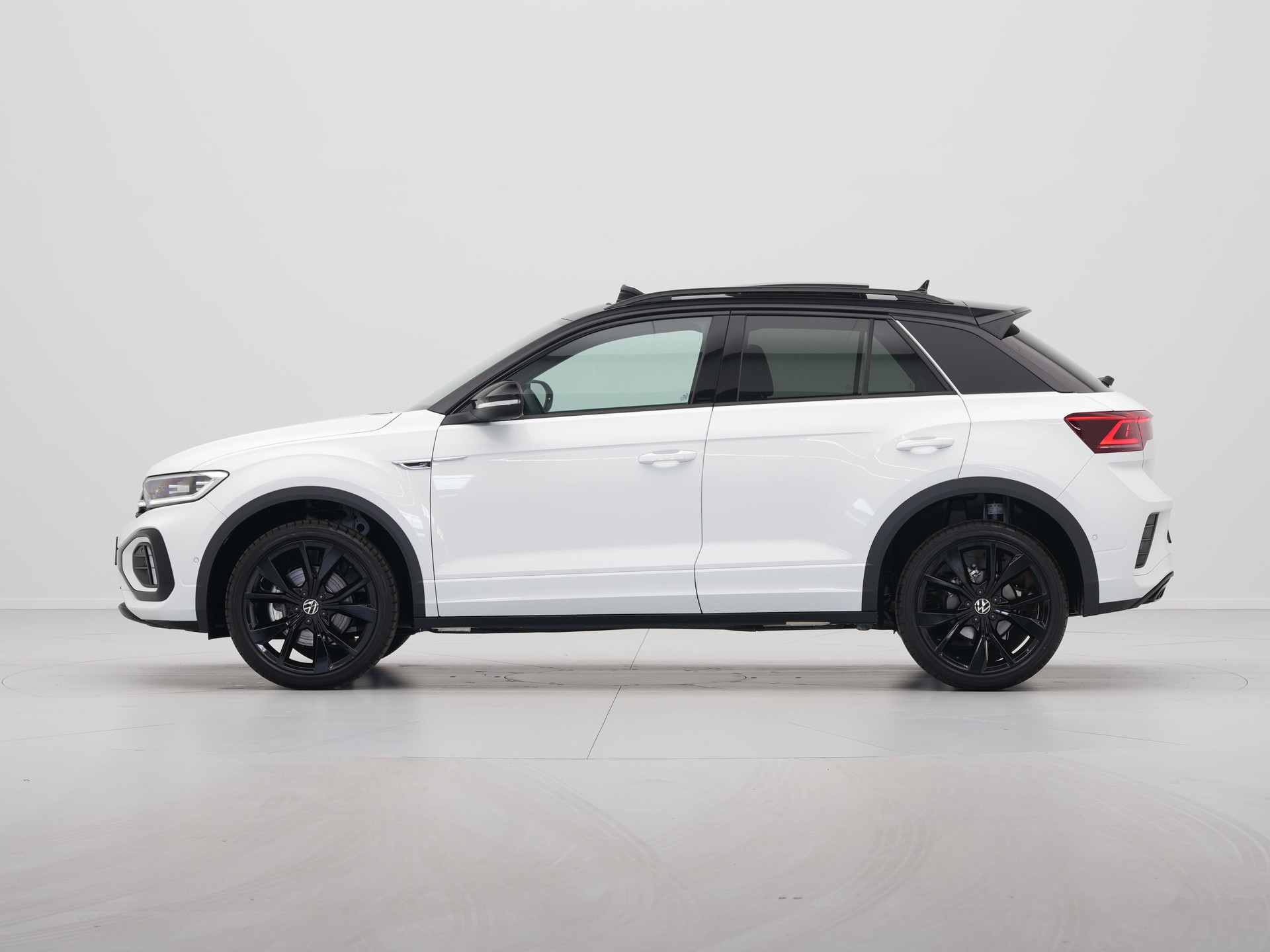 Volkswagen - T-Roc 1.5 TSI 150 7DSG R-Line Edition - 2025