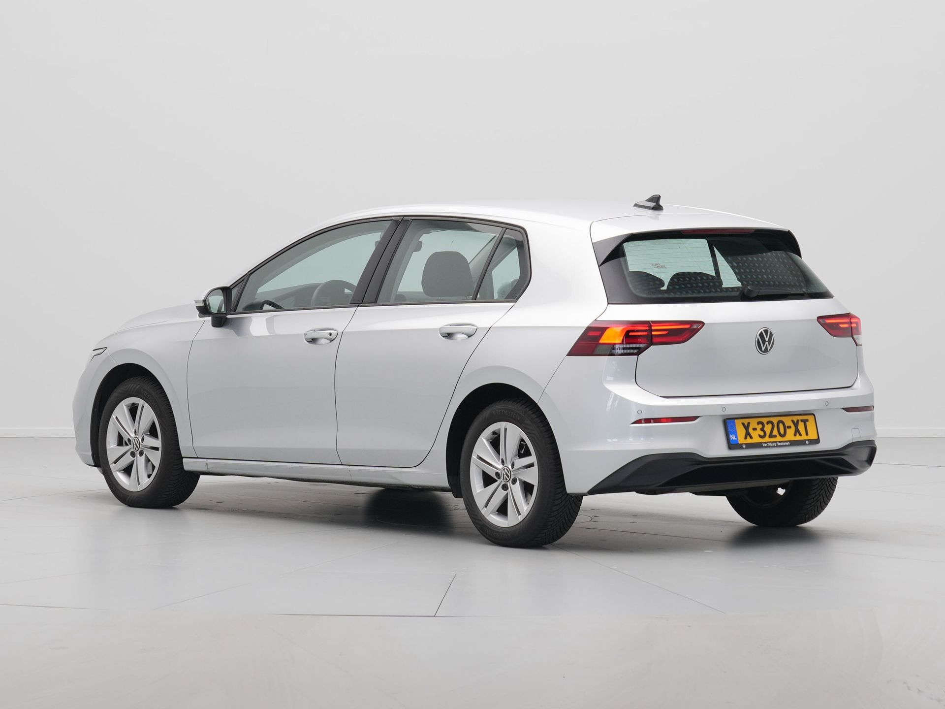 Volkswagen - Golf 1.0 eTSI 110pk DSG Life Business - 2024