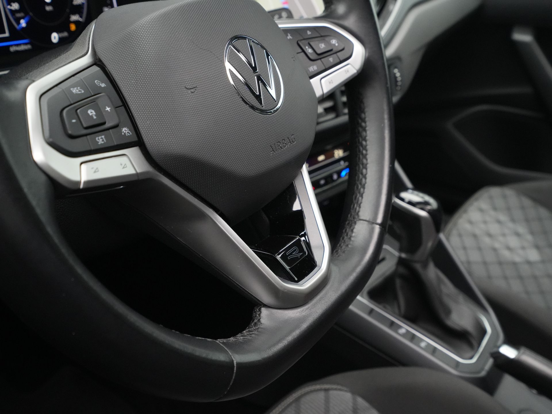 Volkswagen - Taigo 1.0 TSI 110pk DSG R-Line - 2022