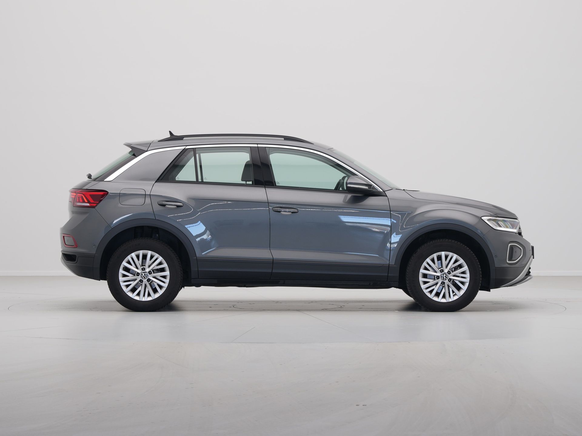 Volkswagen - T-Roc 1.5 TSI 150pk DSG Life - 2023