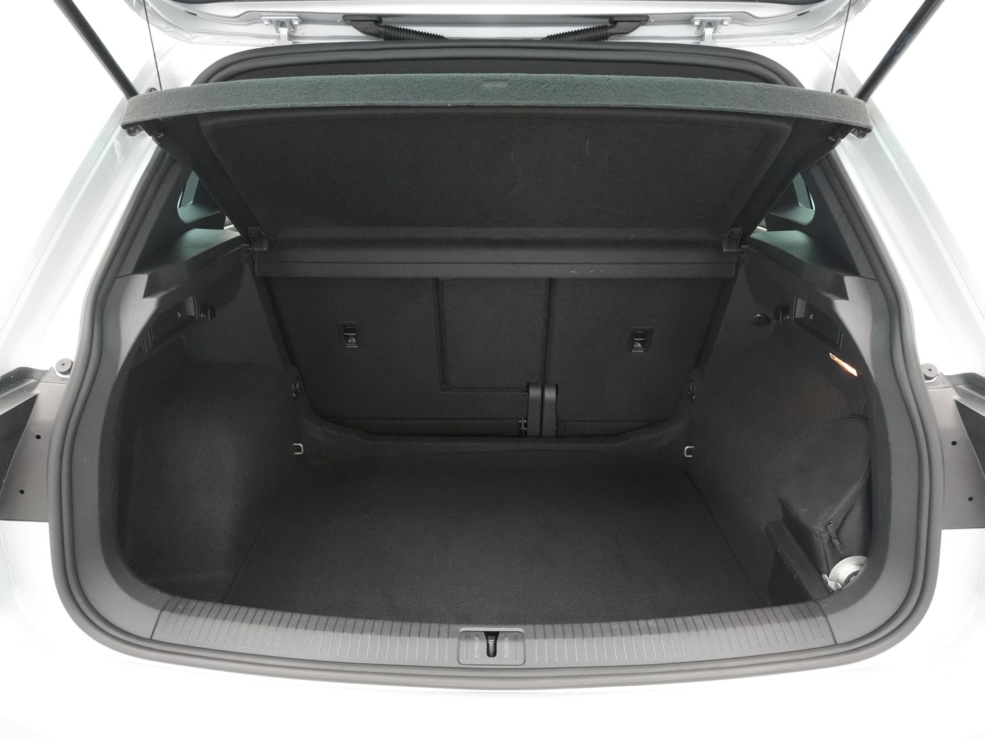 Volkswagen - Tiguan 1.5 TSI 150pk DSG R-Line - 2021