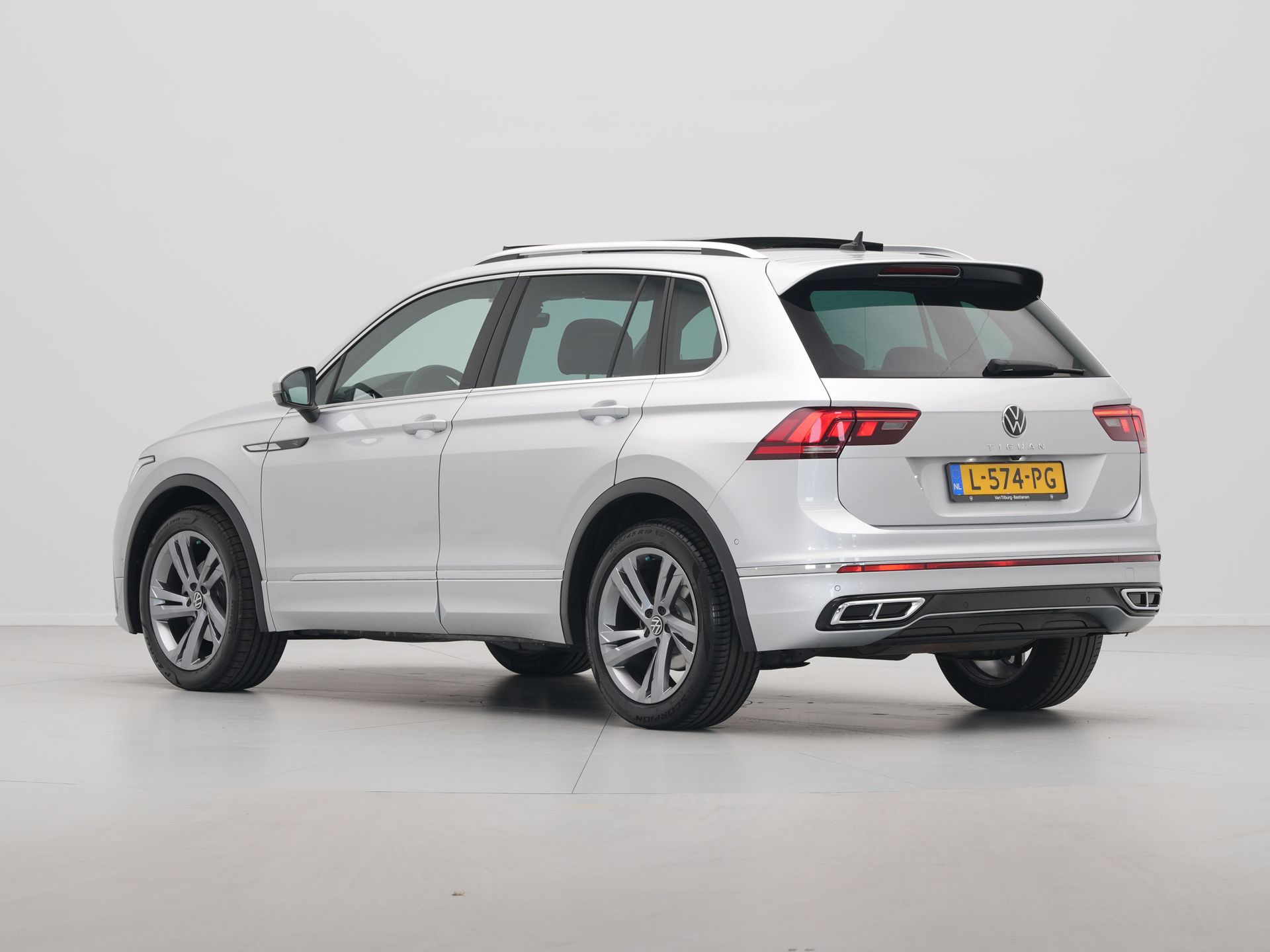 Volkswagen - Tiguan 1.5 TSI 150pk DSG R-Line - 2021