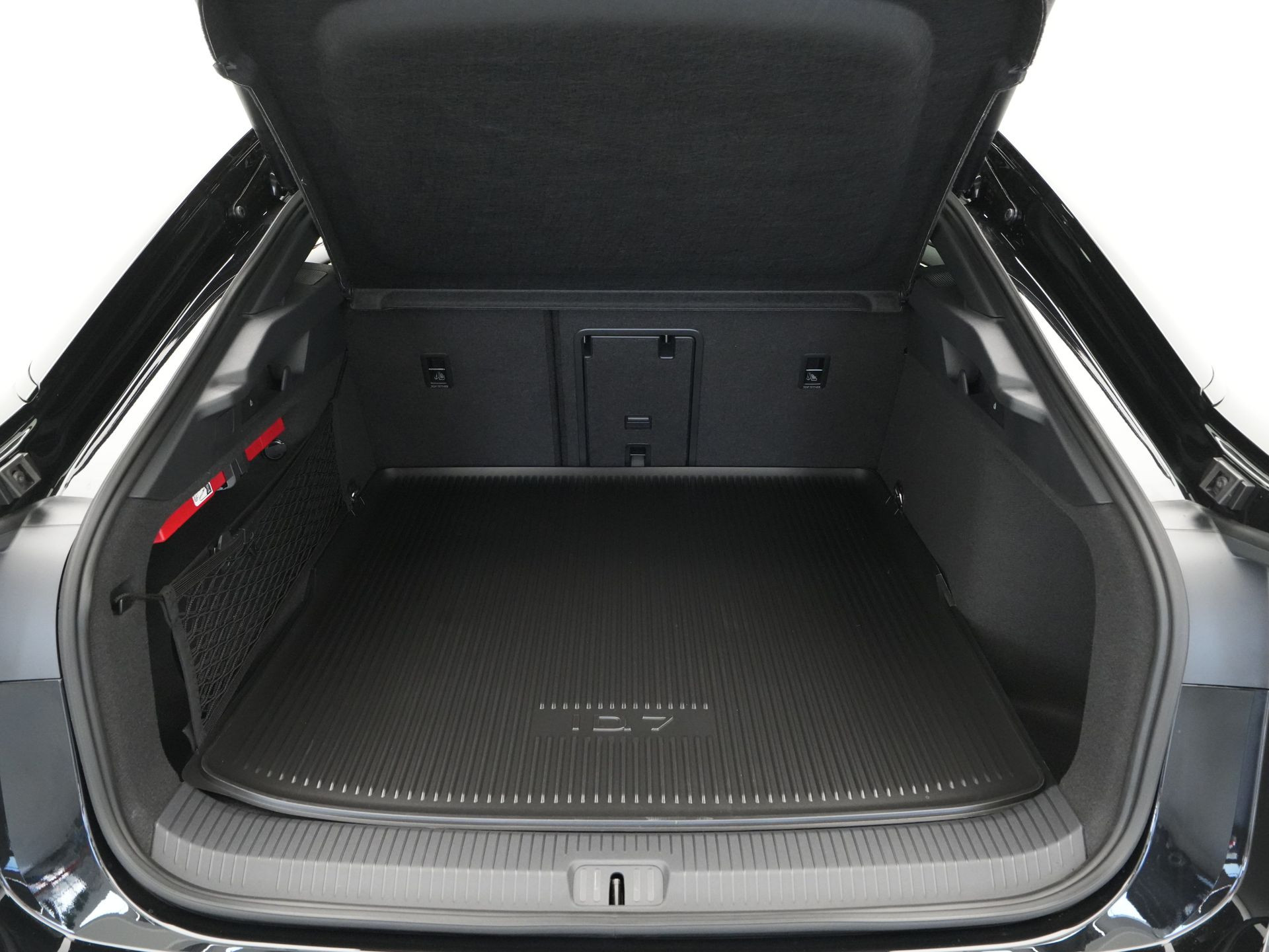 Volkswagen - ID.7 Pro Business 77 kWh - 2025