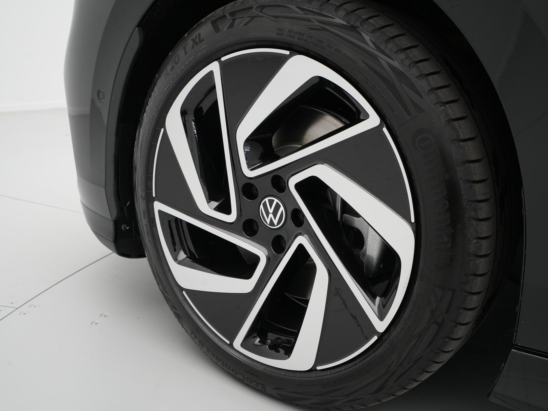 Volkswagen - ID.7 Pro Business 77 kWh - 2025
