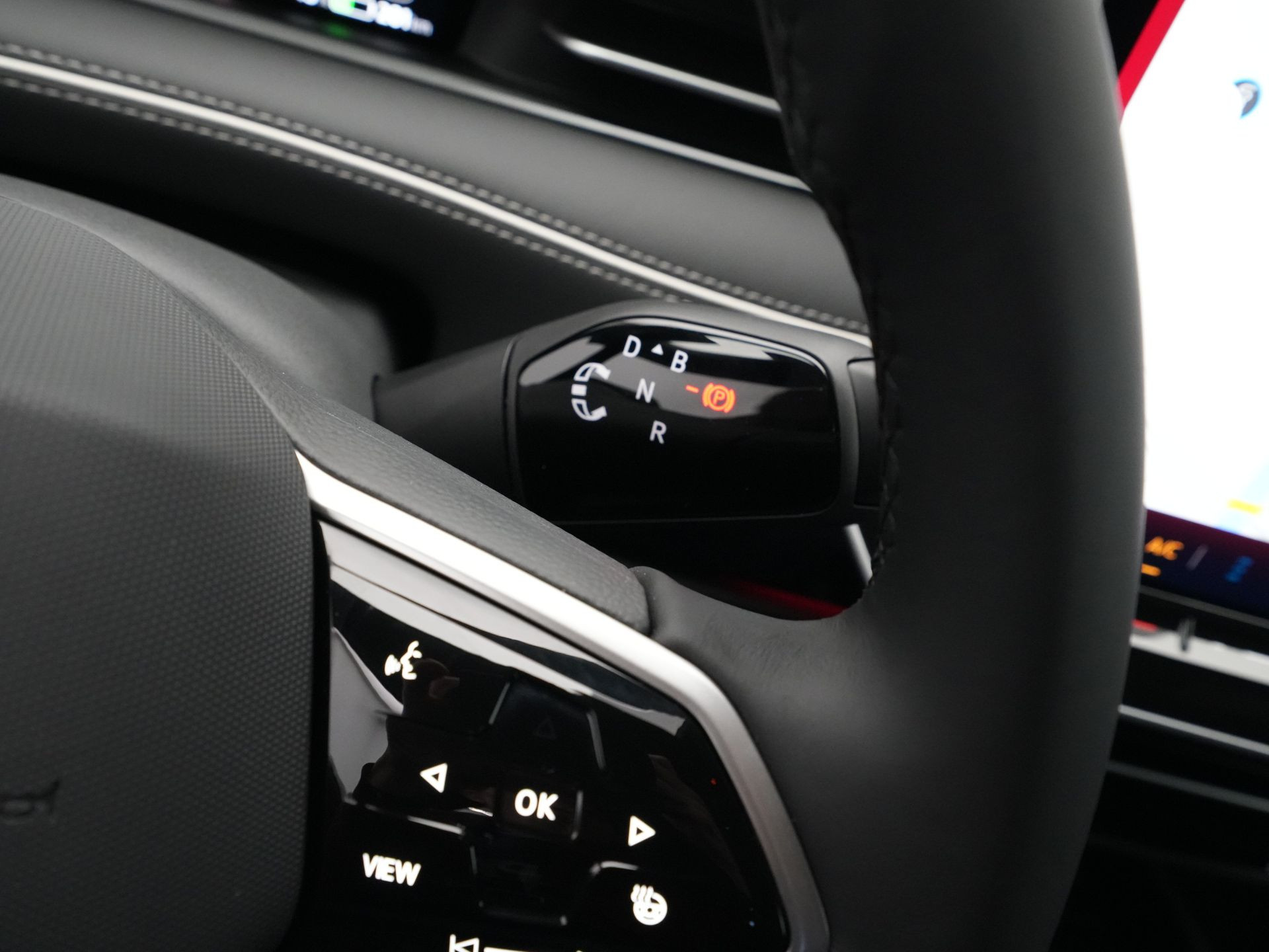 Volkswagen - ID.7 Pro Business 77 kWh - 2025