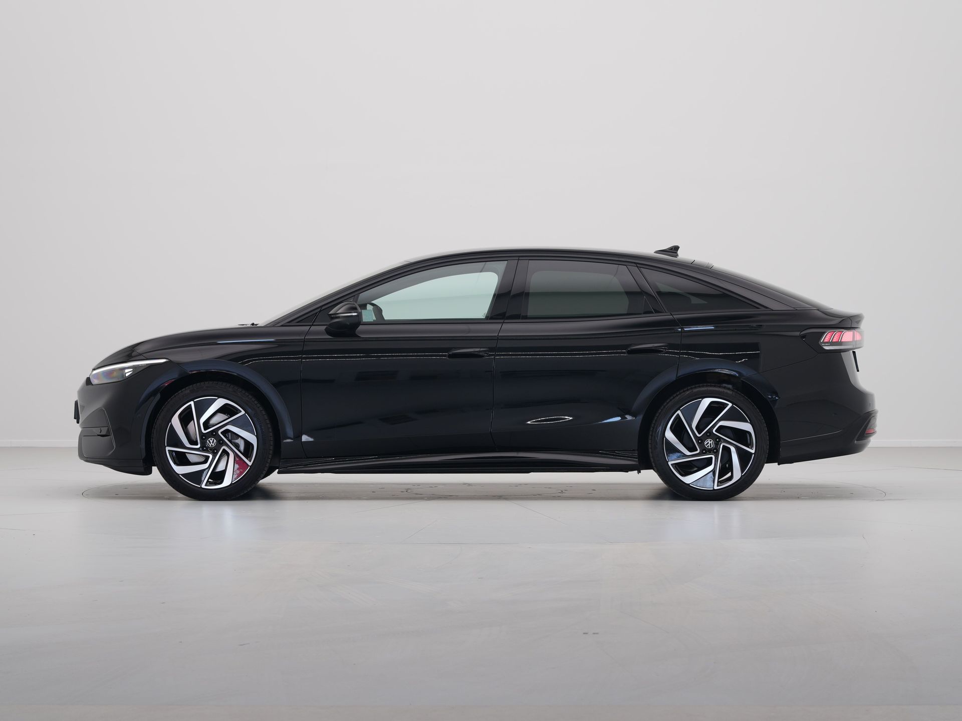 Volkswagen - ID.7 Pro Business 77 kWh - 2025