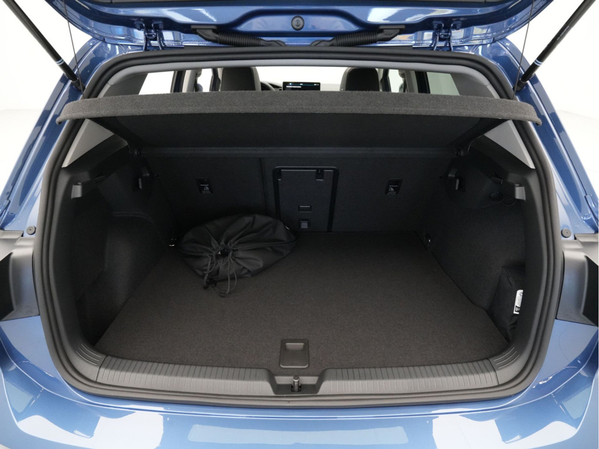 Volkswagen - Golf 1.5 eHybrid Style Edition - 2025