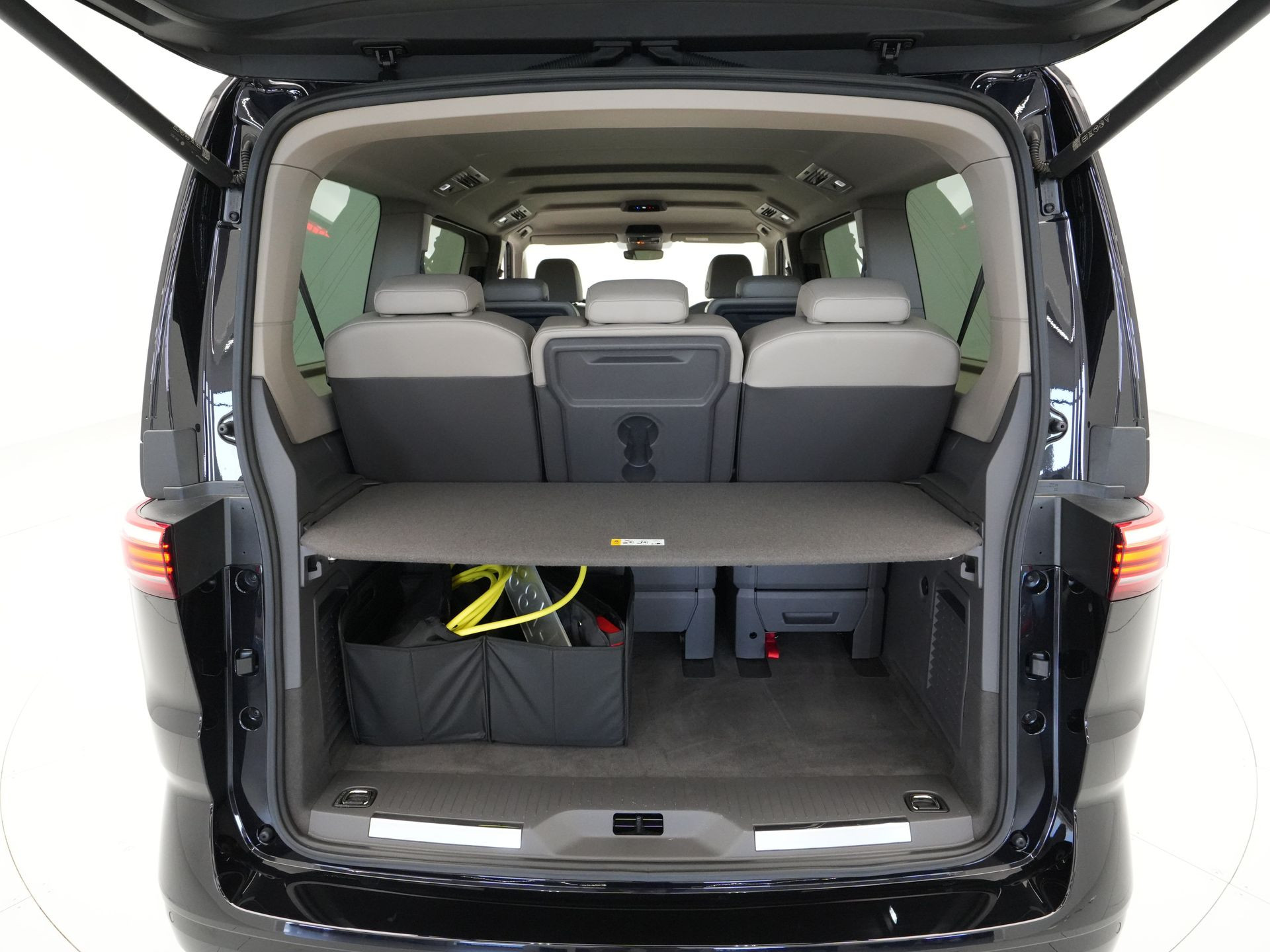 Volkswagen - Multivan 1.4 eHybrid 218pk L2H1 Style DSG - 2024