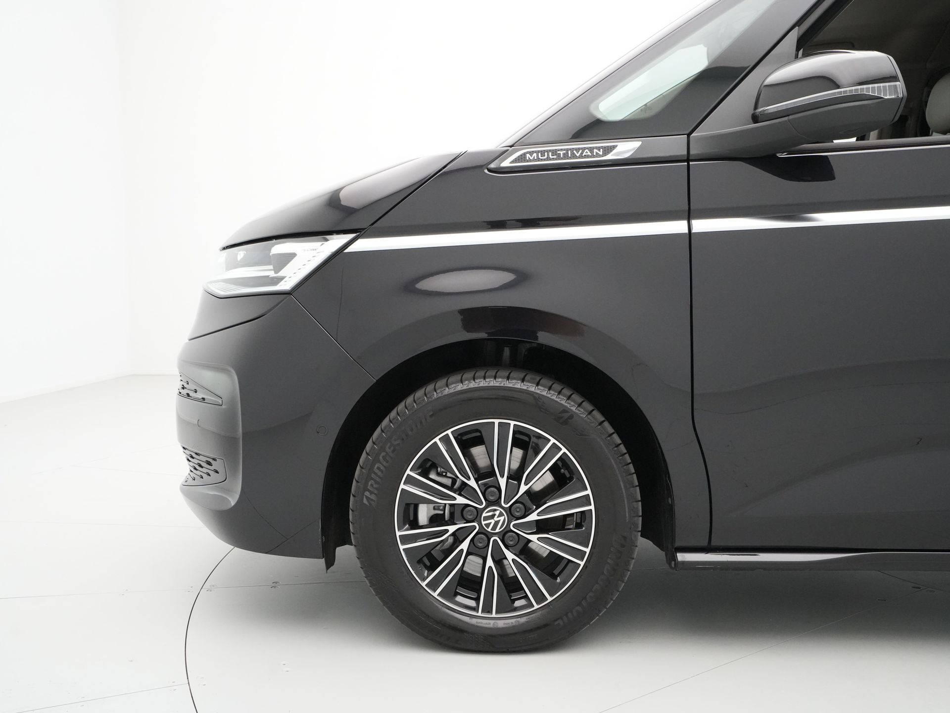 Volkswagen - Multivan 1.4 eHybrid 218pk L2H1 Style DSG - 2024