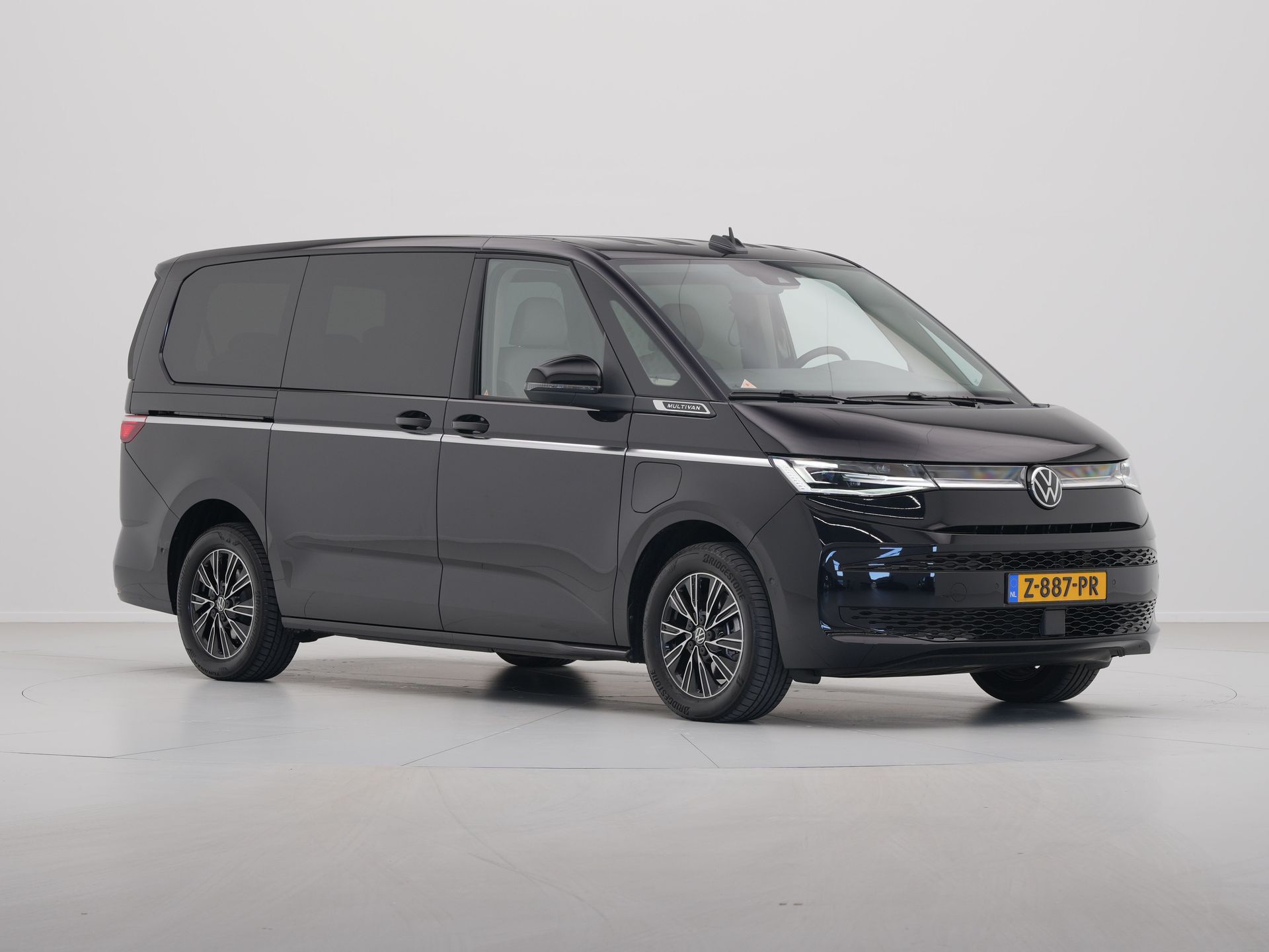 Volkswagen - Multivan 1.4 eHybrid 218pk L2H1 Style DSG - 2024