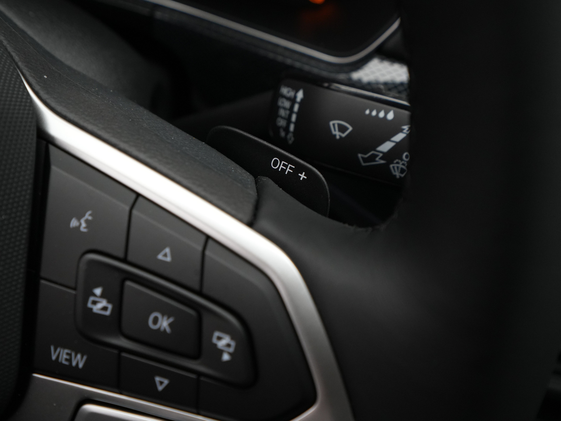 Volkswagen - T-Cross R-Line Edition - 2025