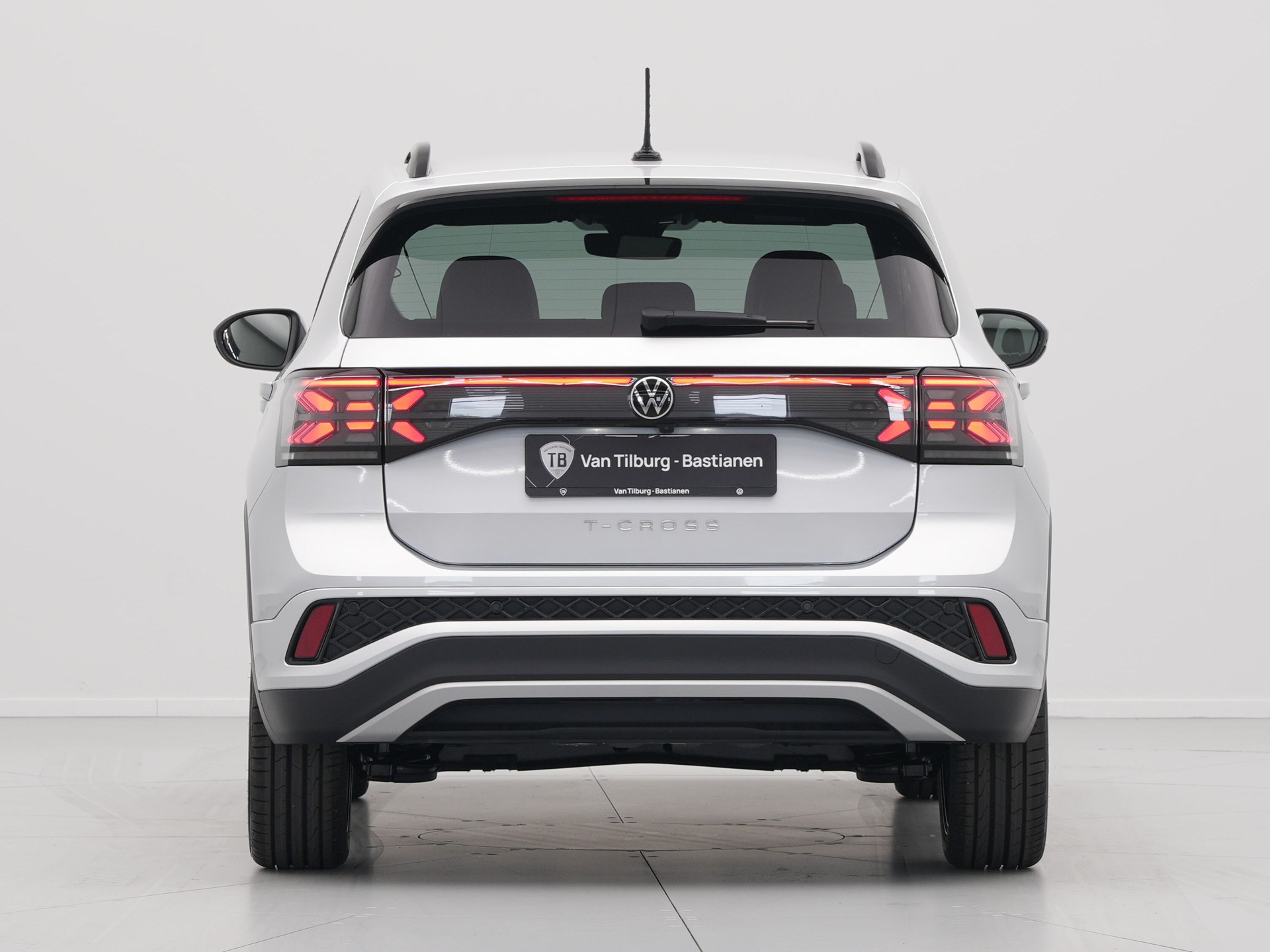 Volkswagen - T-Cross R-Line Edition - 2025
