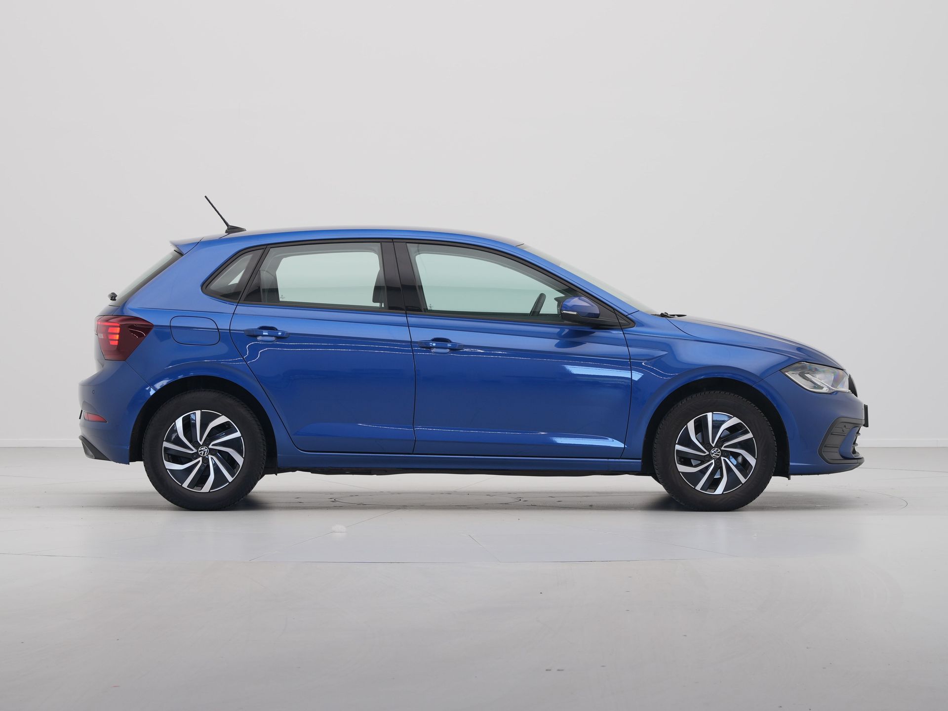 Volkswagen - Polo 1.0 TSI 95pk DSG Life - 2024