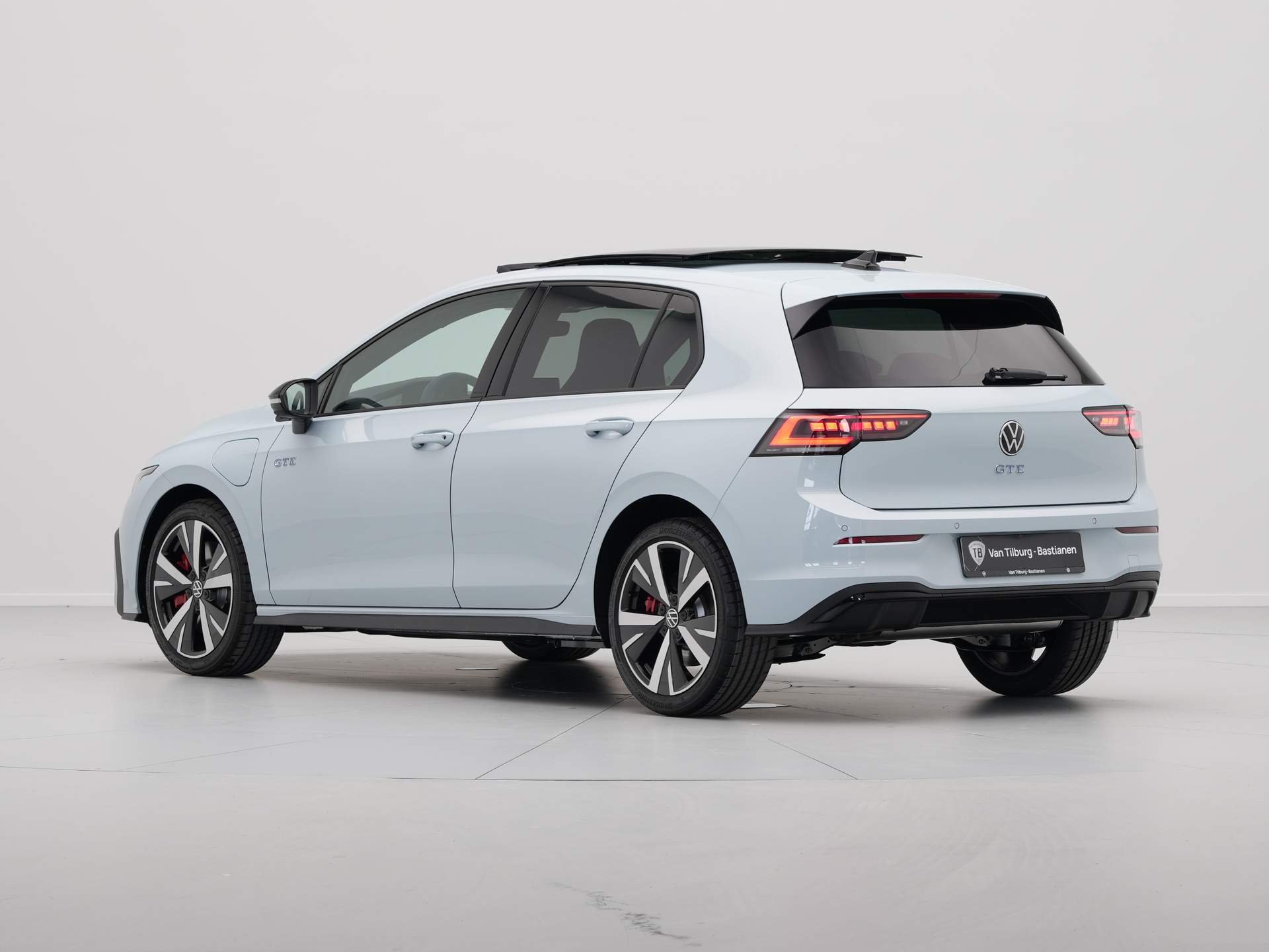 Volkswagen - Golf 1.5 eHybrid GTE - 2025