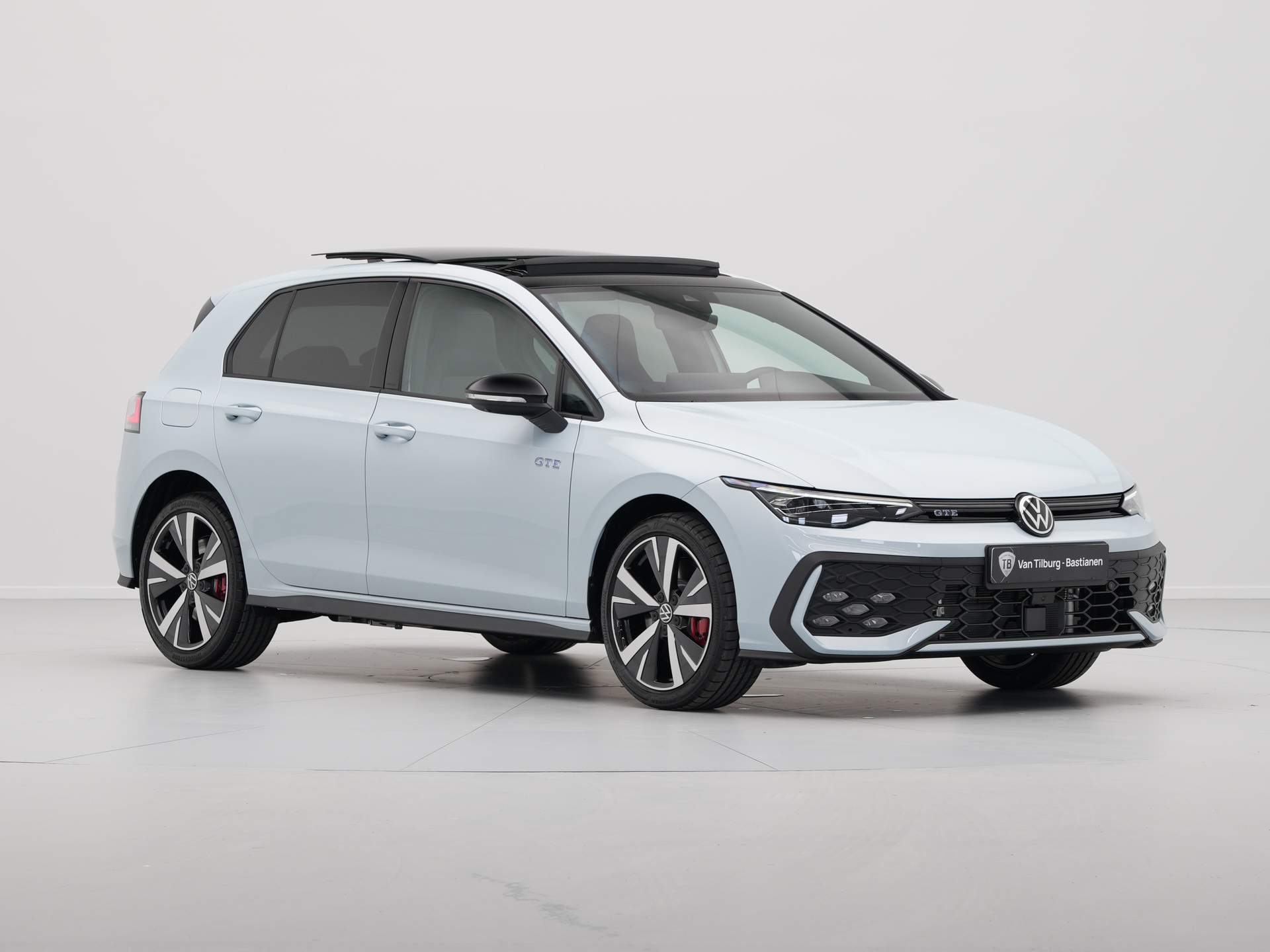 Volkswagen - Golf 1.5 eHybrid GTE - 2025