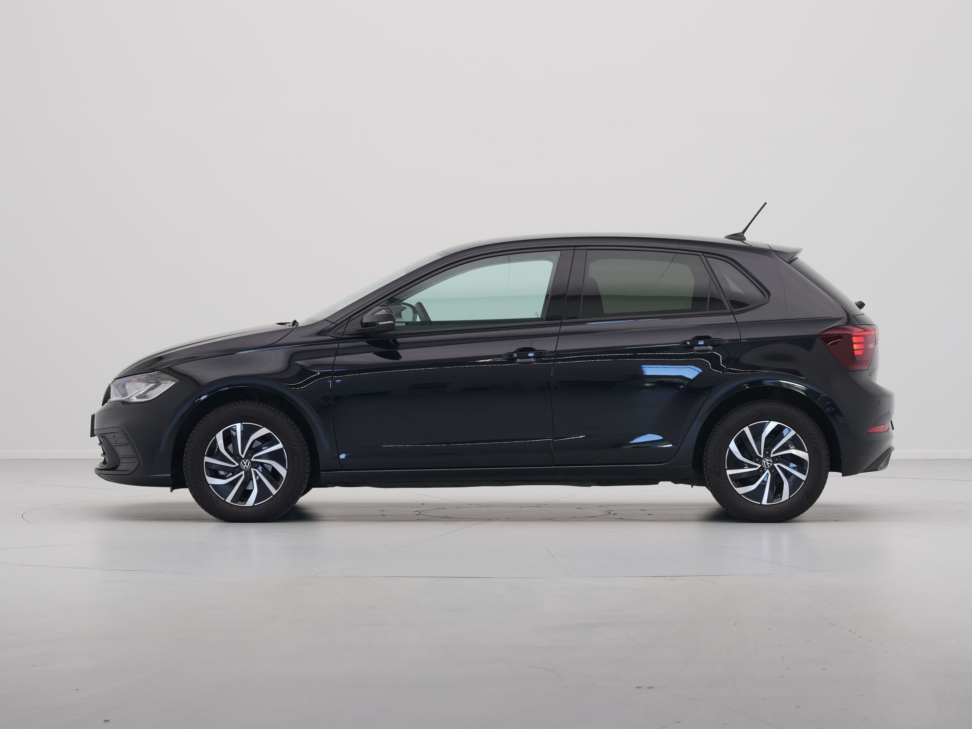 Volkswagen - Polo 1.0 TSI 95pk Life Edition - 2024