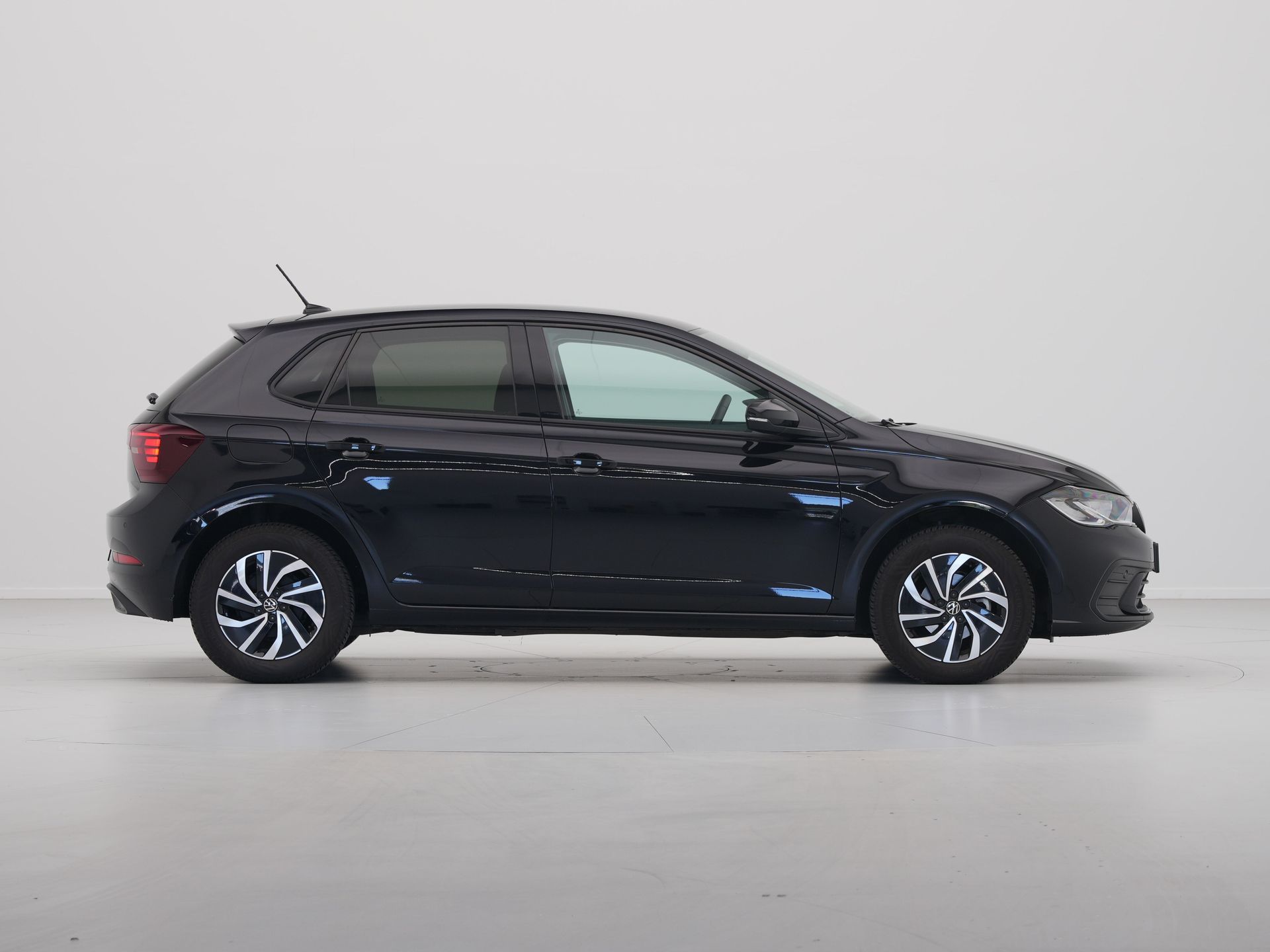 Volkswagen - Polo 1.0 TSI 95pk Life Edition - 2024