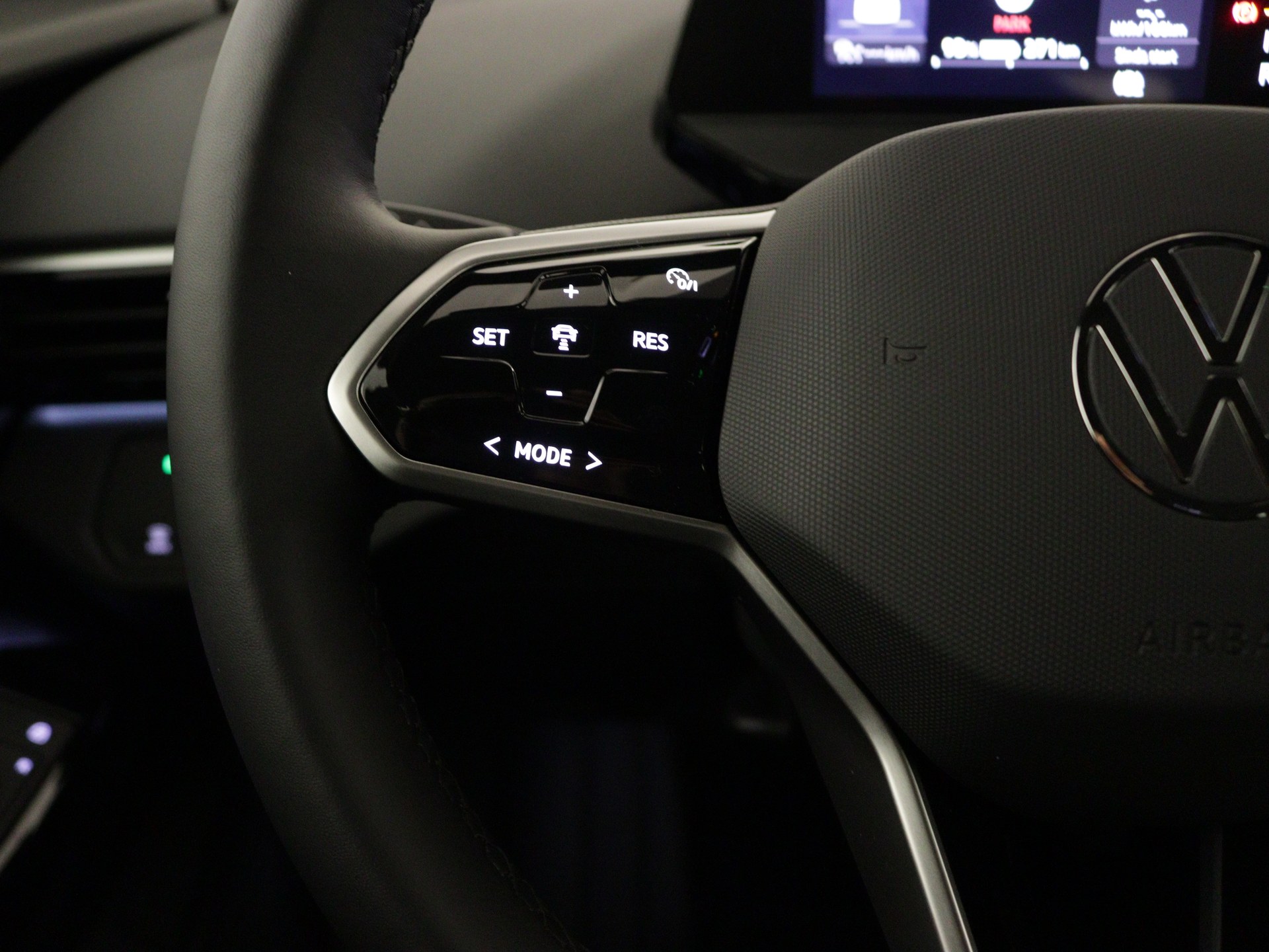 Volkswagen - ID.4 Pure - 2025
