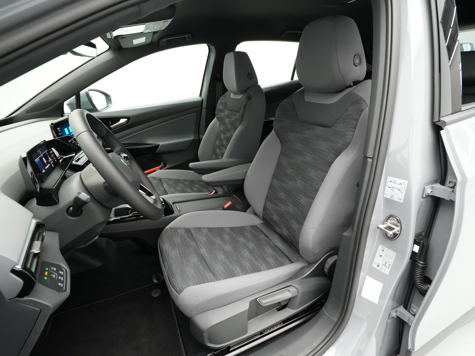 Volkswagen - ID.4 Pure - 2025