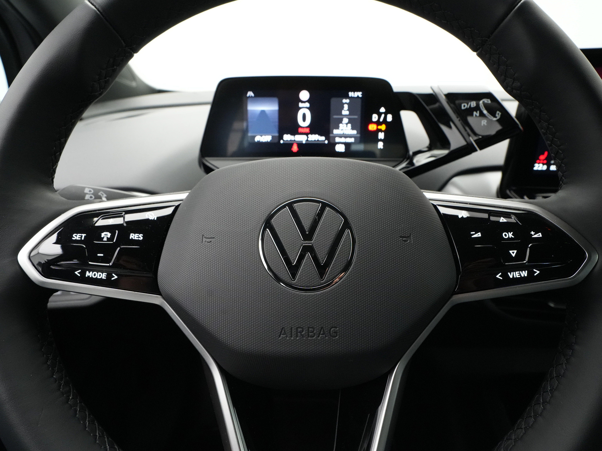 Volkswagen - ID.4 Pure - 2025