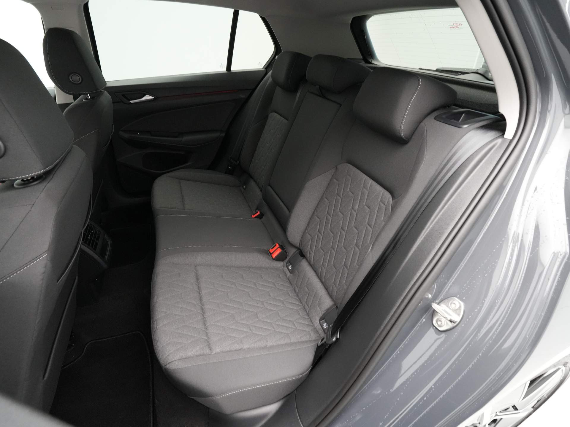 Volkswagen - Golf 1.5 eTSI 115pk Oranje Edition - 2024