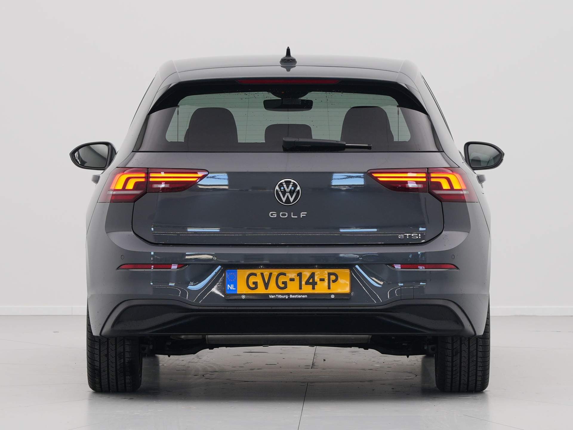 Volkswagen - Golf 1.5 eTSI 115pk Oranje Edition - 2024