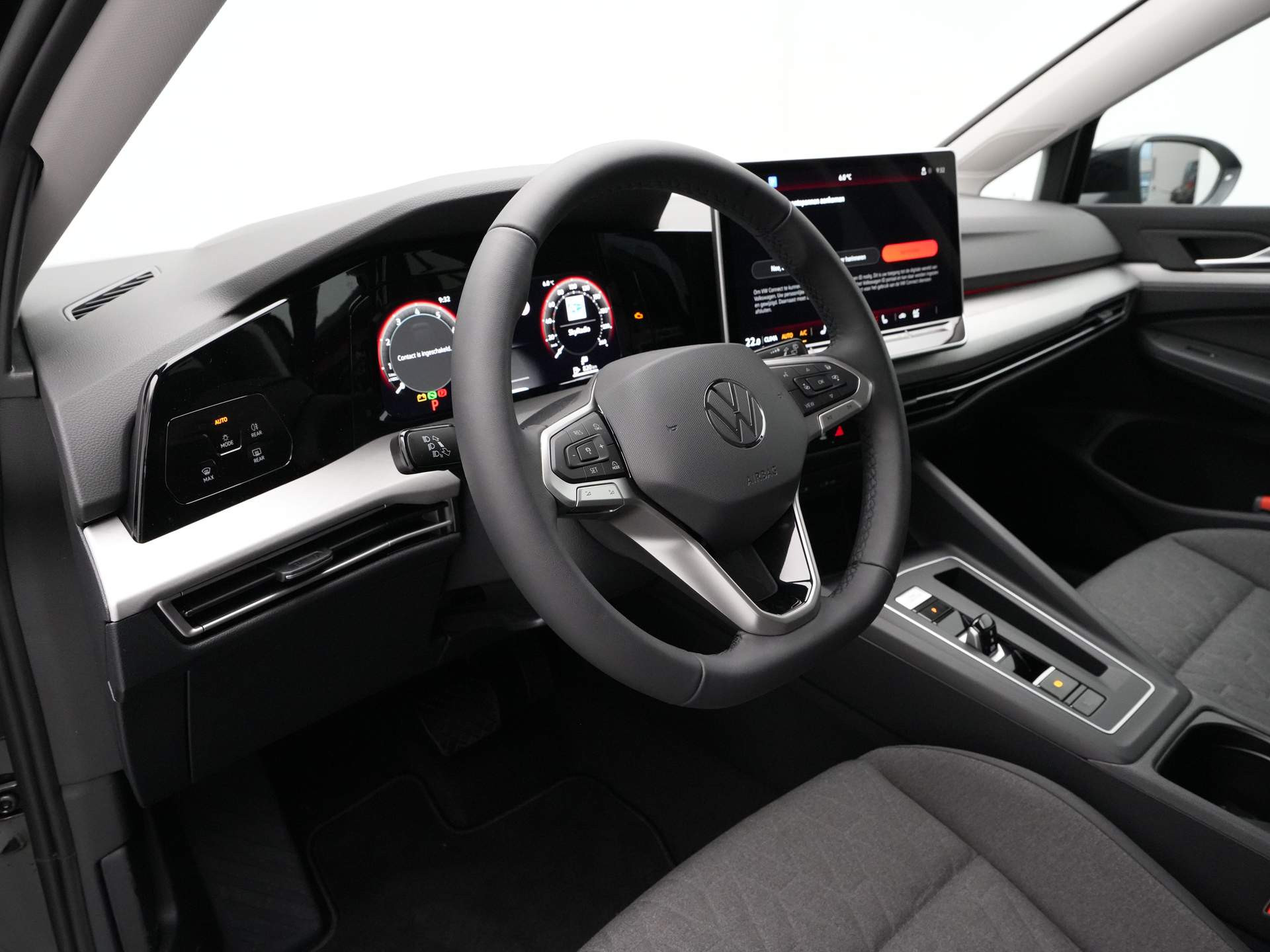 Volkswagen - Golf 1.5 eTSI 115pk DSG Oranje Edition - 2024