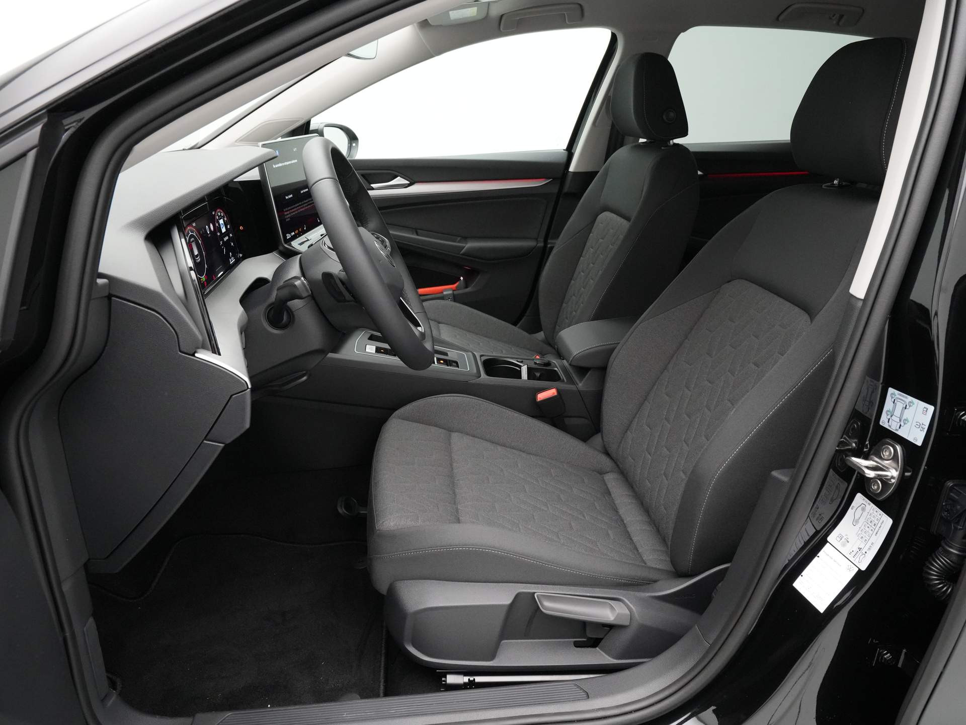 Volkswagen - Golf 1.5 eTSI 115pk DSG Oranje Edition - 2024