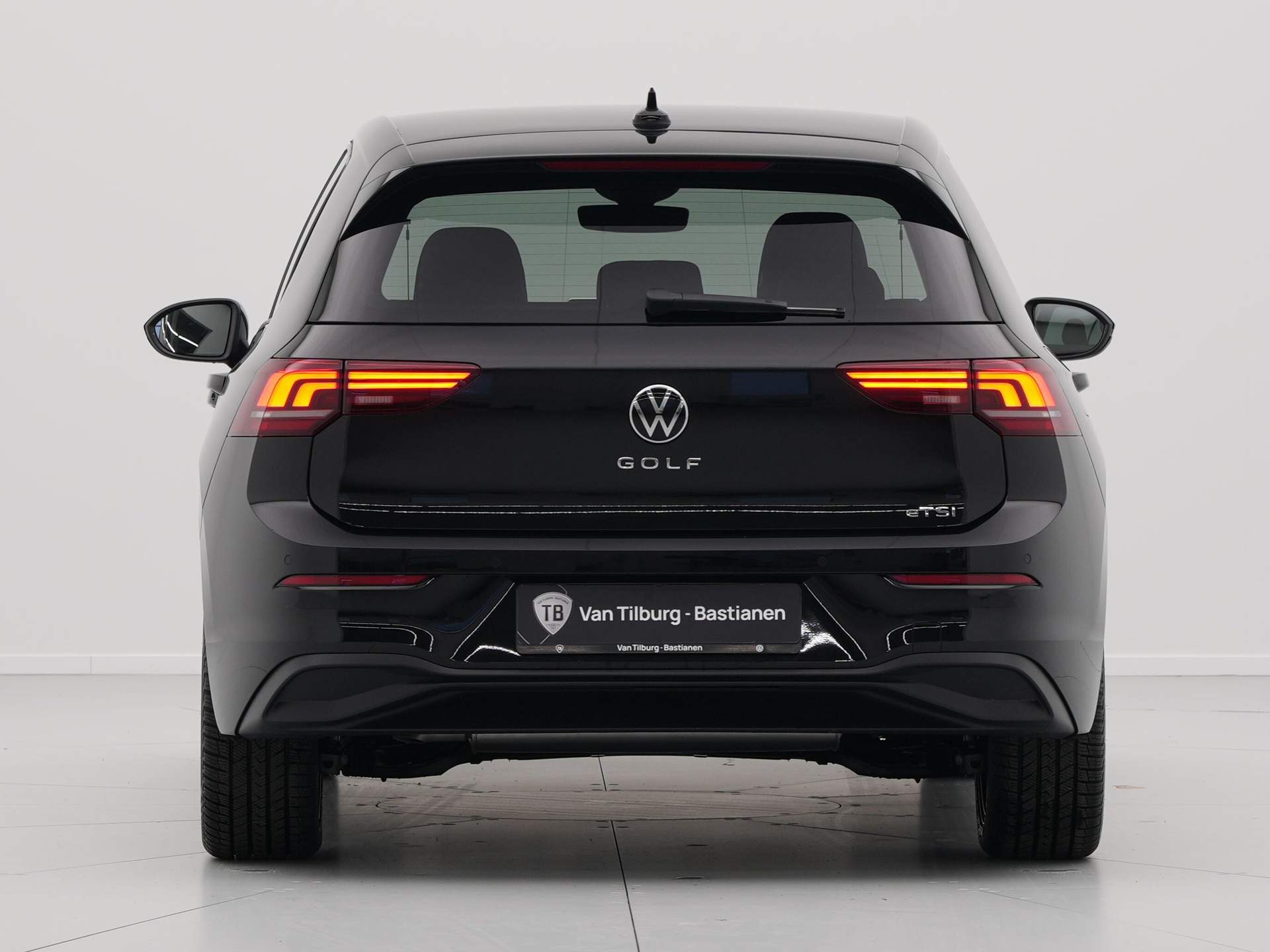 Volkswagen - Golf 1.5 eTSI 115pk DSG Oranje Edition - 2024