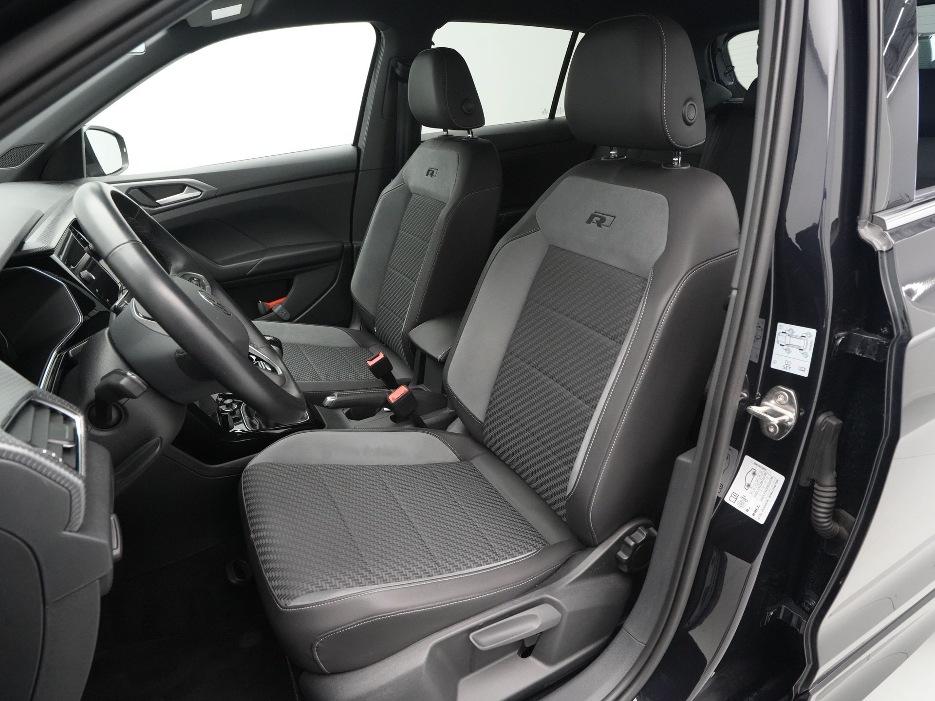 Volkswagen - T-Cross 1.0 TSI R-Line - 2021