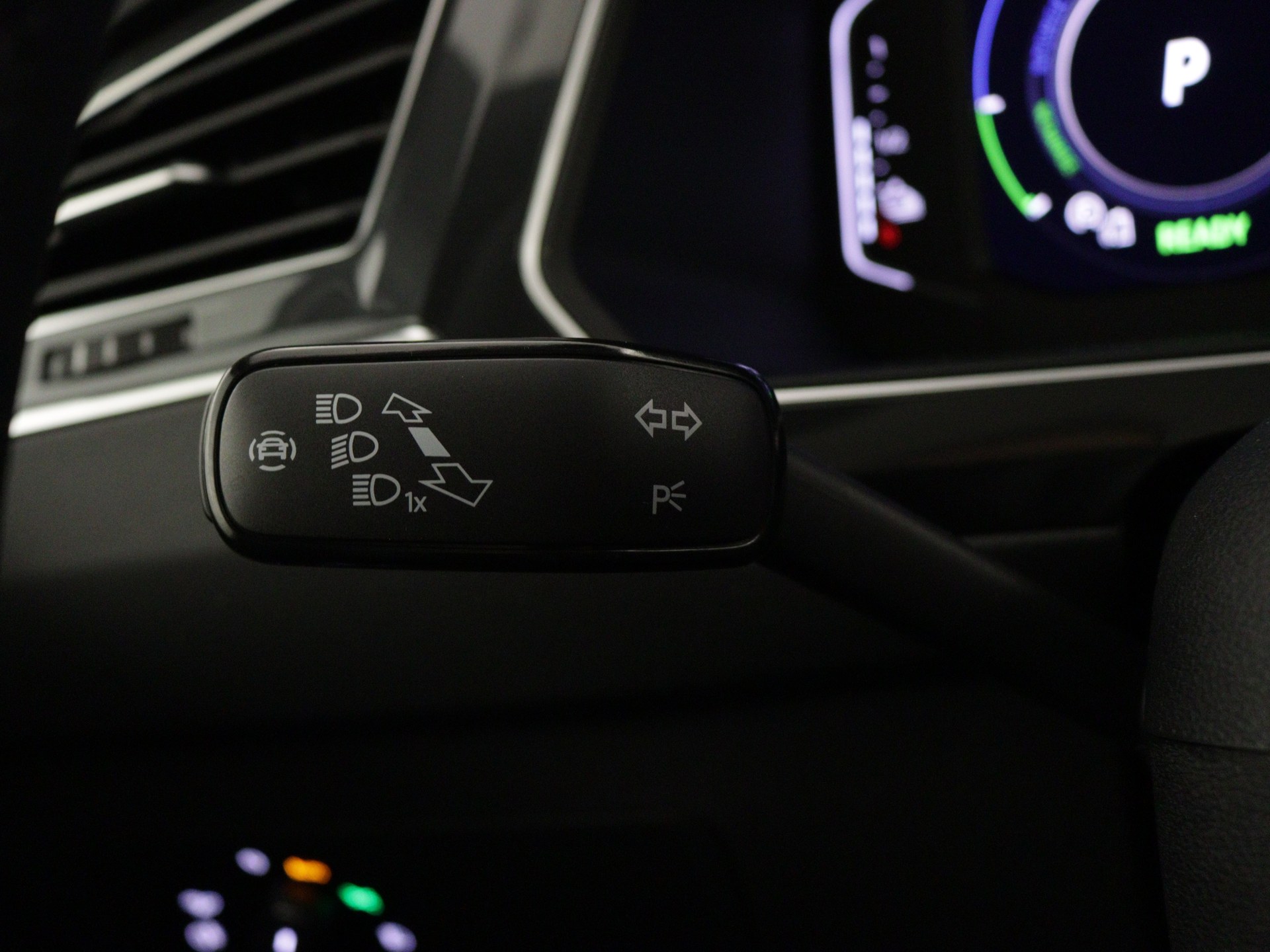 Volkswagen - Tiguan 1.4 TSI eHybrid R-Line Business - 2024